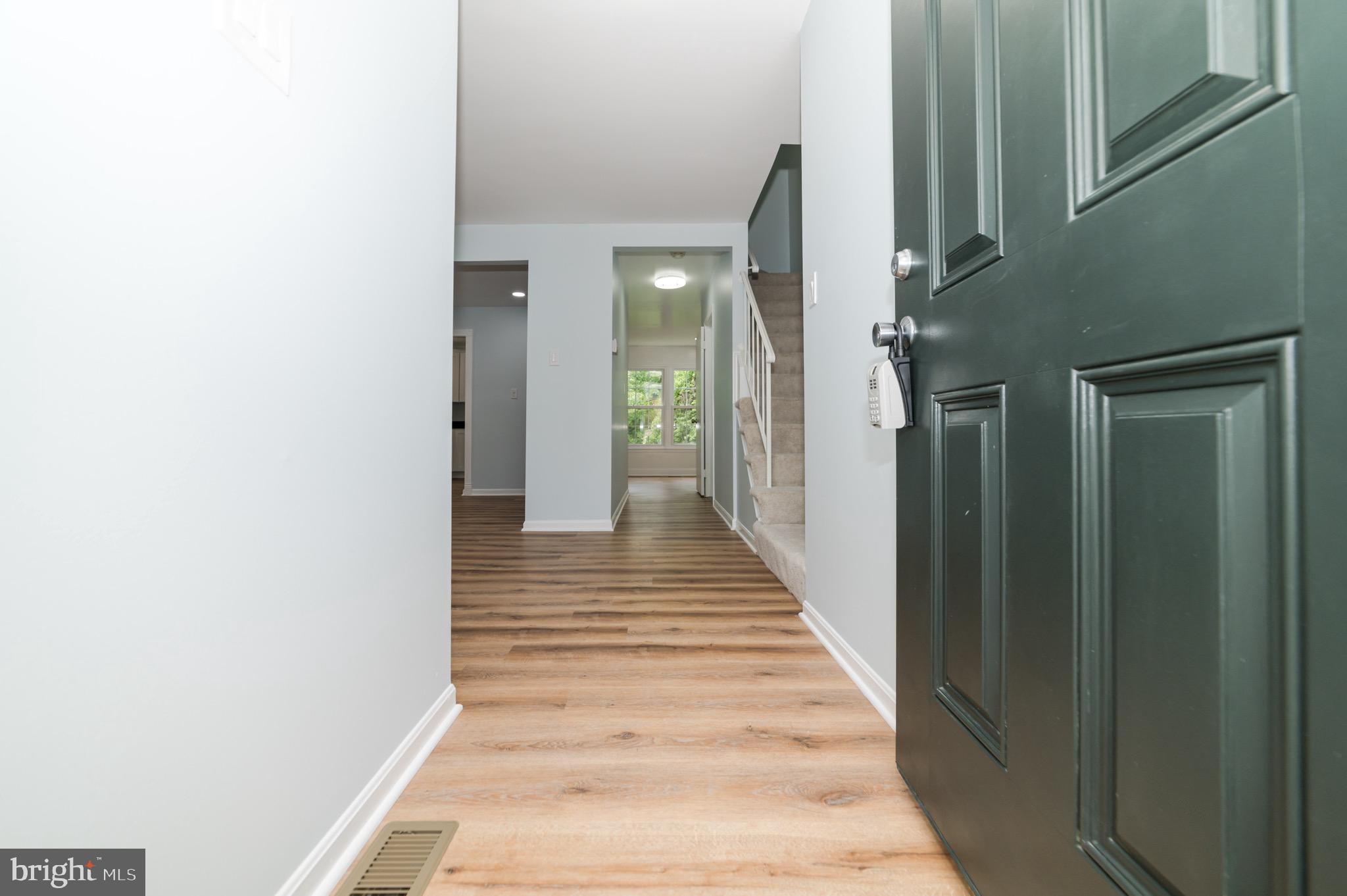 LAKEPOINTE - Residential