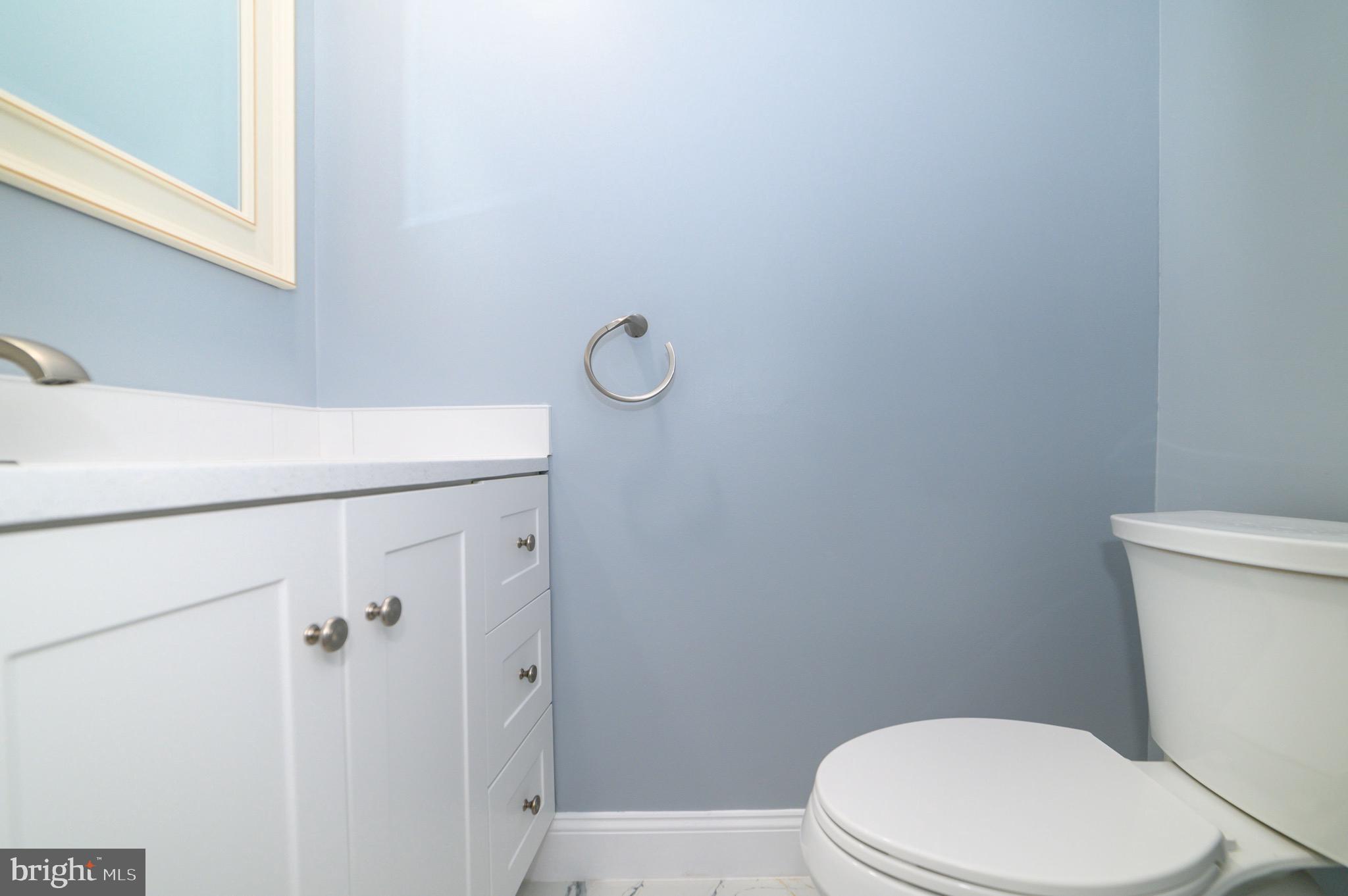 LAKEPOINTE - Residential