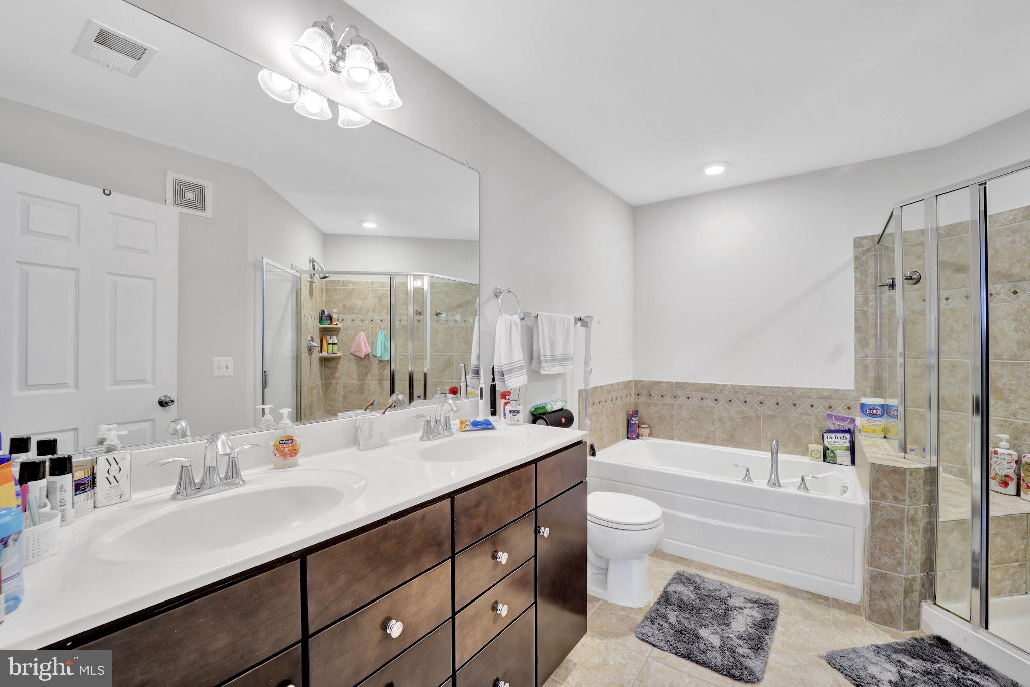 CROWN FARM - Residential Lease