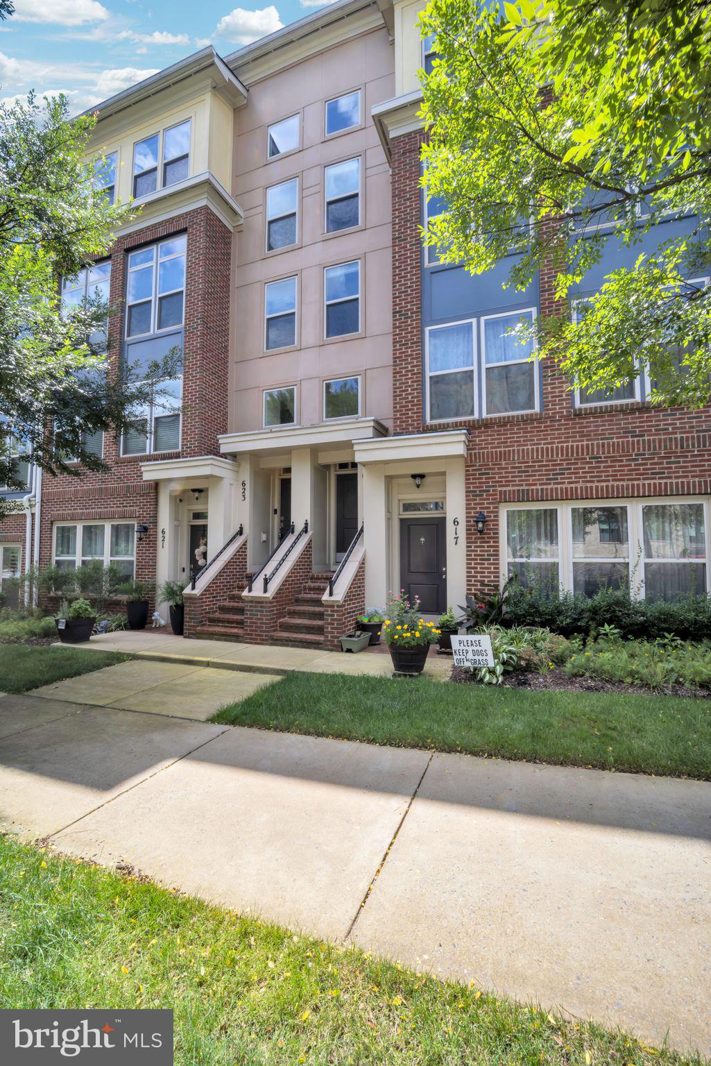 CROWN FARM - Residential Lease