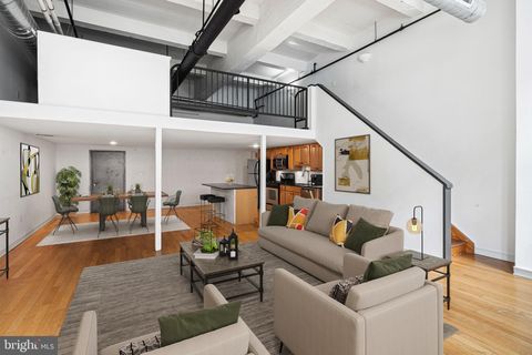 810 N HANCOCK STREET 2 PHILADELPHIA PA 19123