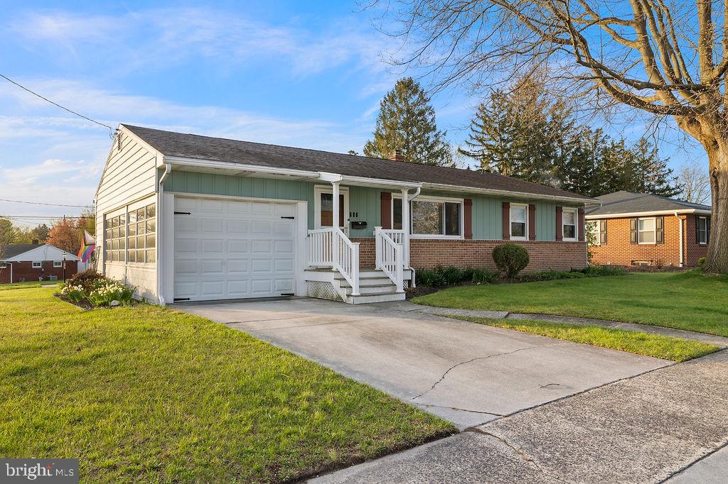 606 FAIRVIEW AVENUE