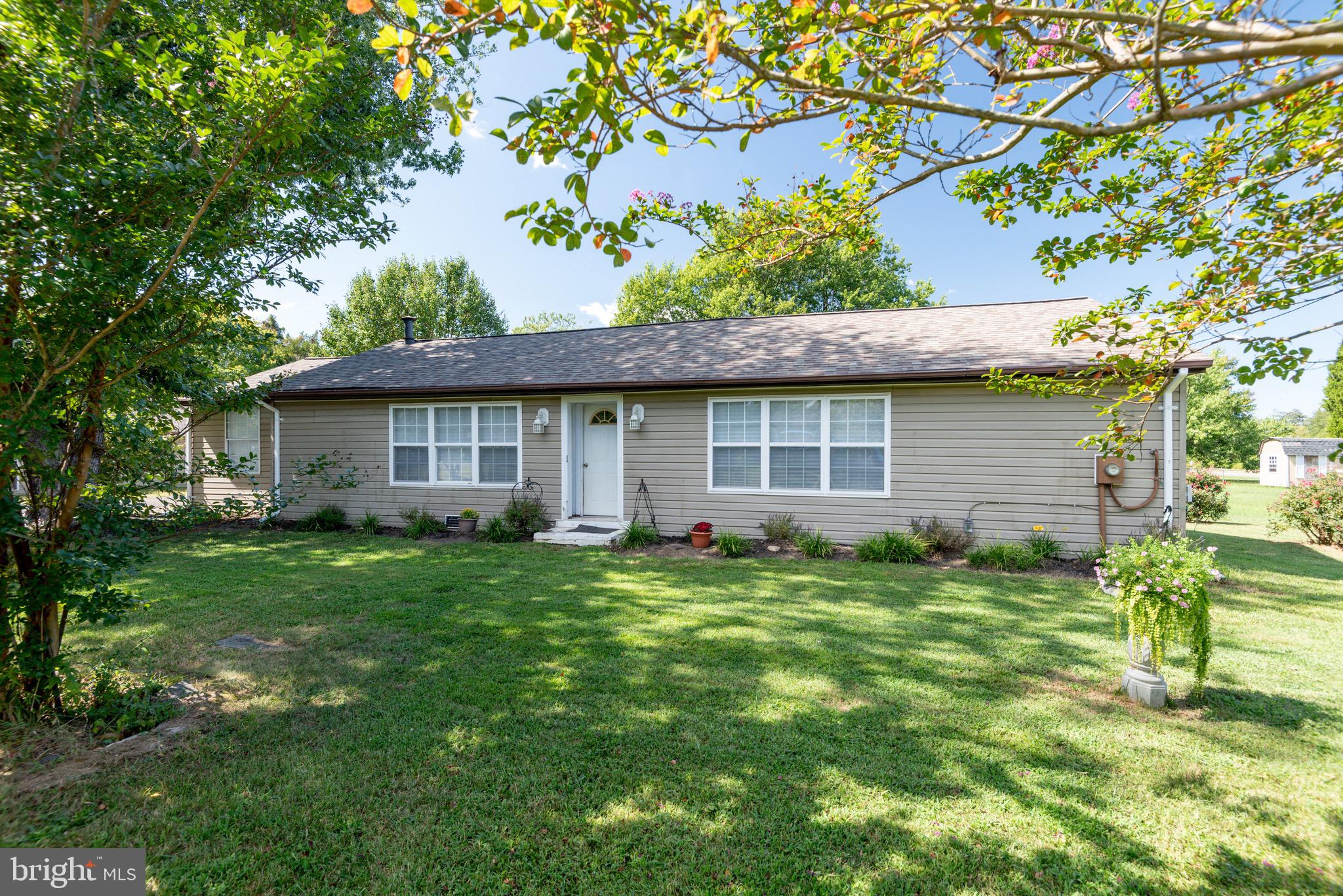 MILL POINT SHORES - Residential