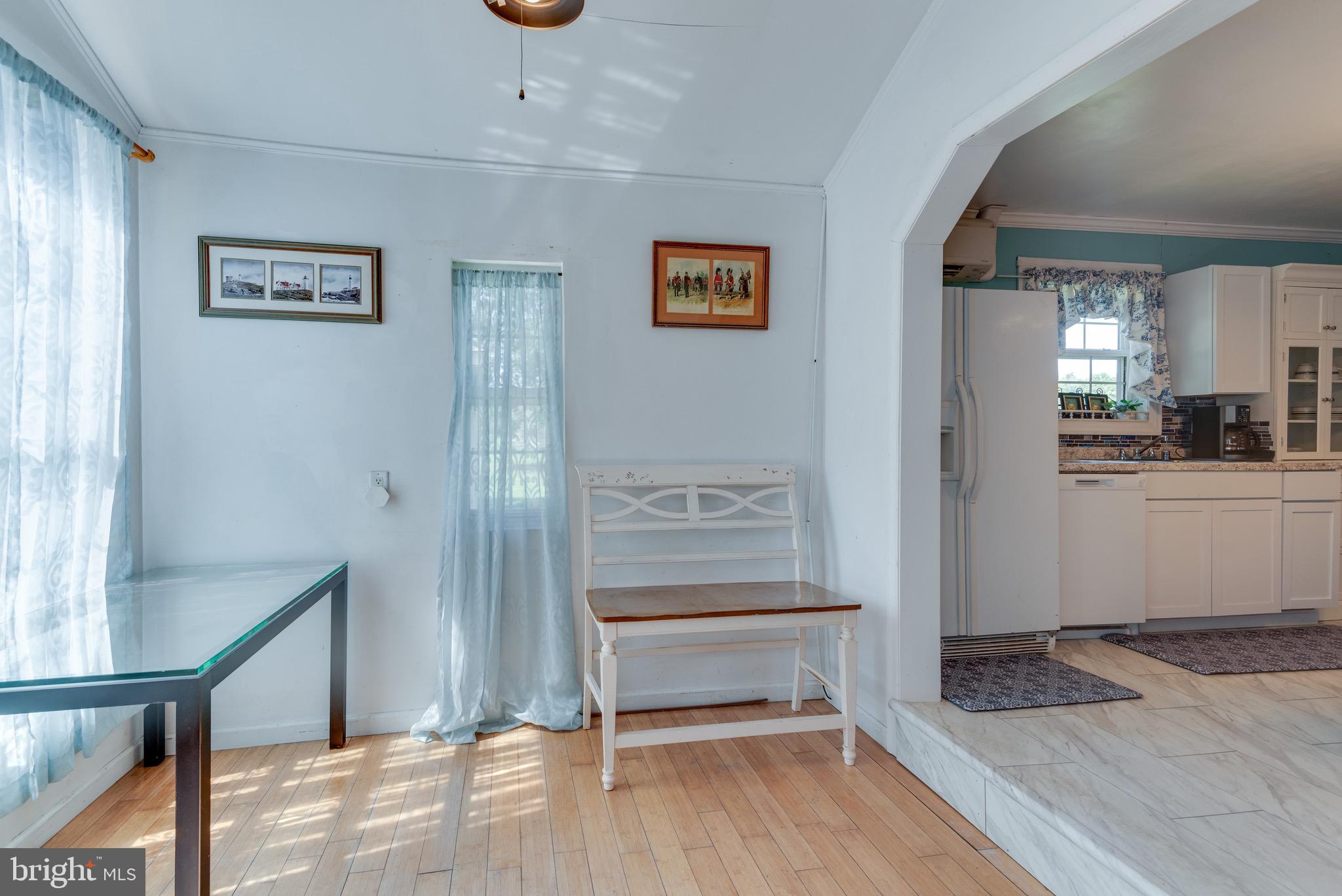 MILL POINT SHORES - Residential