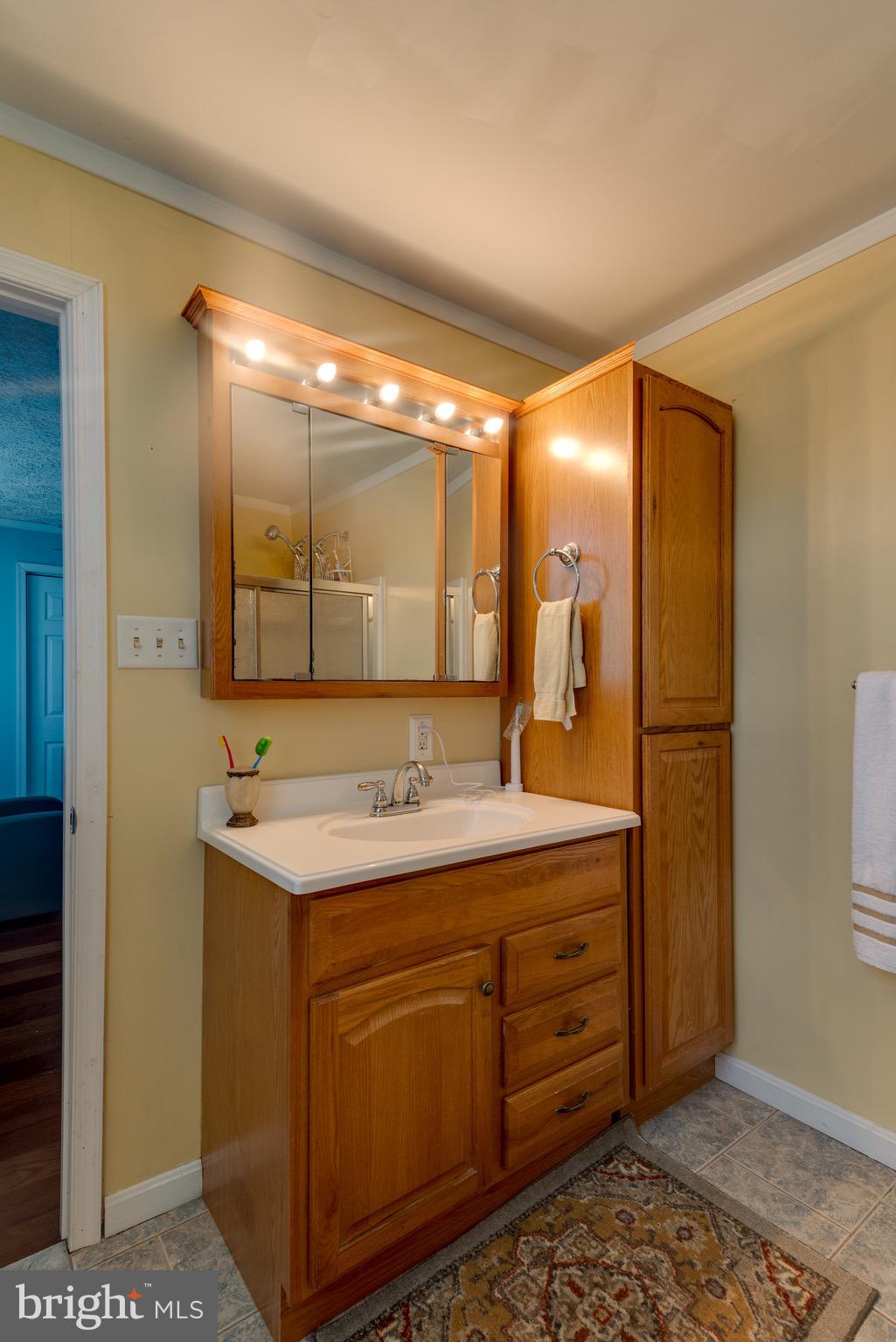 MILL POINT SHORES - Residential