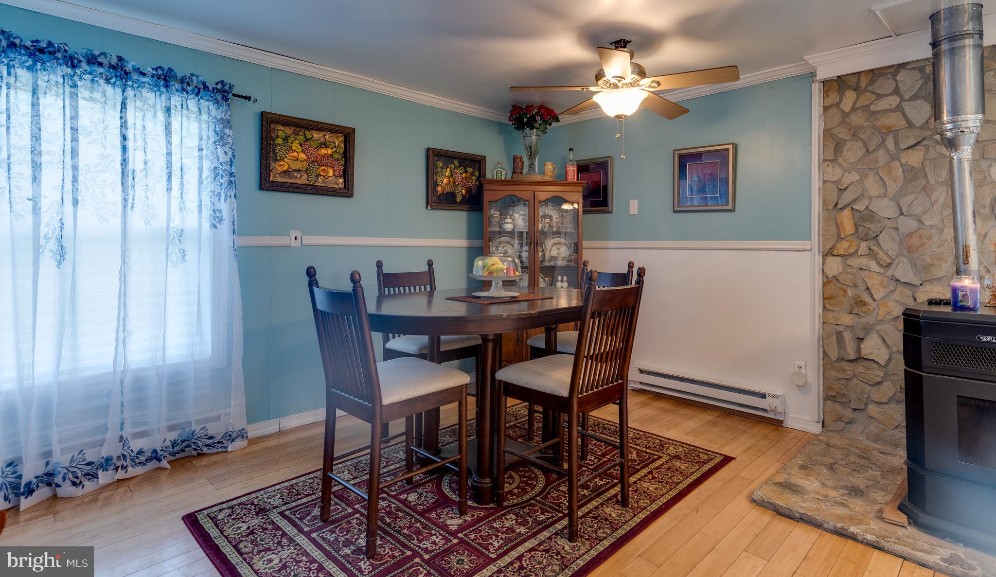 MILL POINT SHORES - Residential