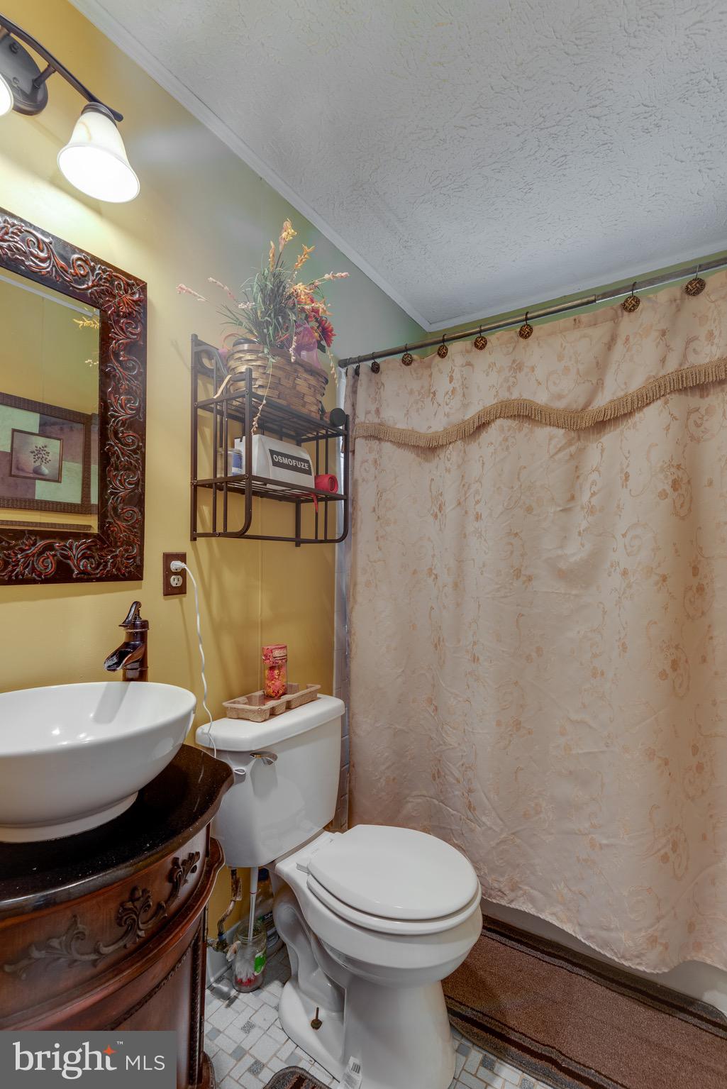 MILL POINT SHORES - Residential