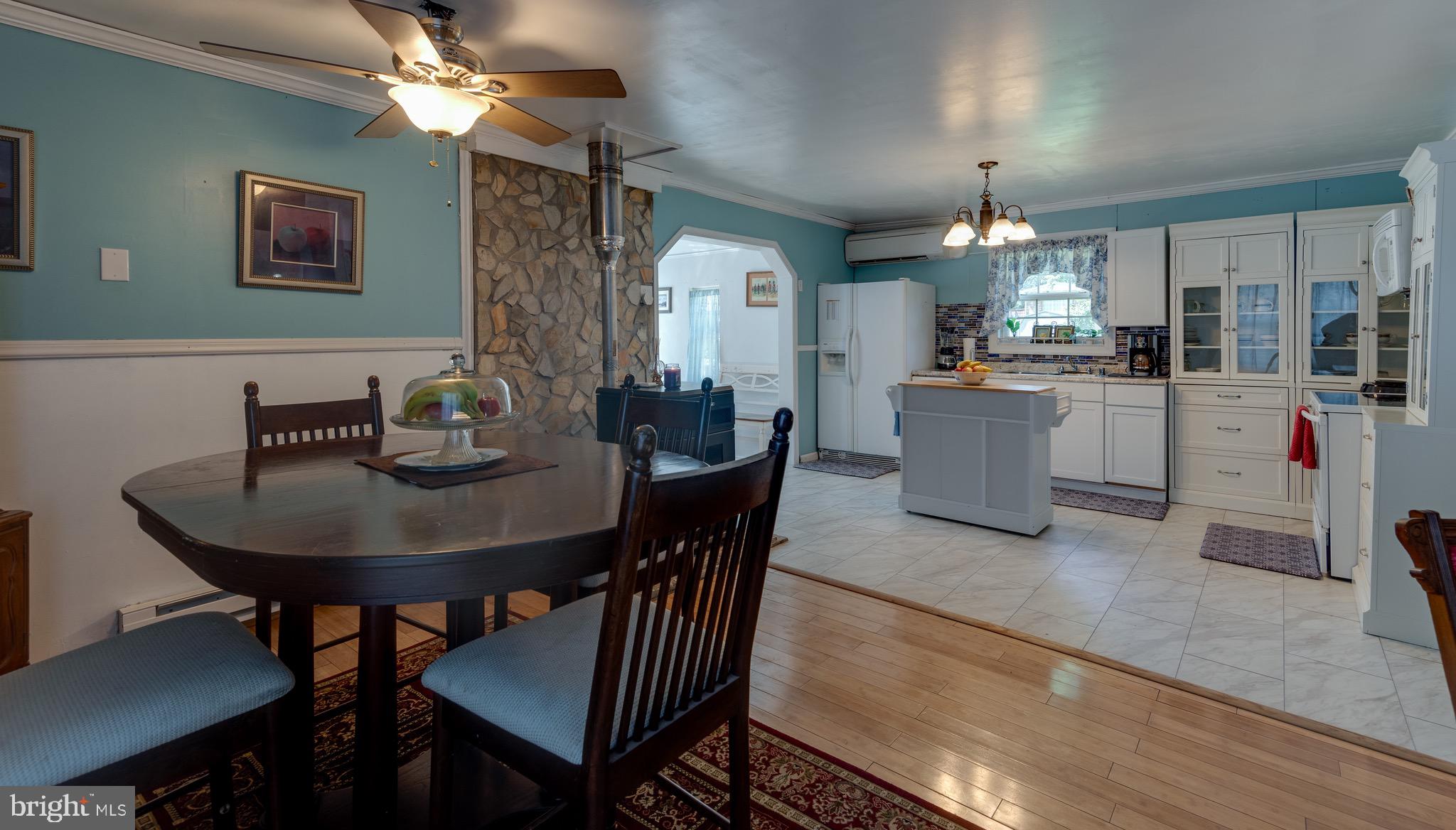 MILL POINT SHORES - Residential