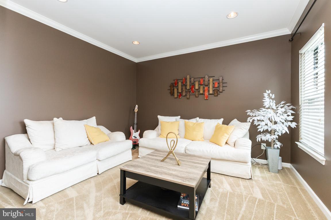 16435 REGATTA LANE