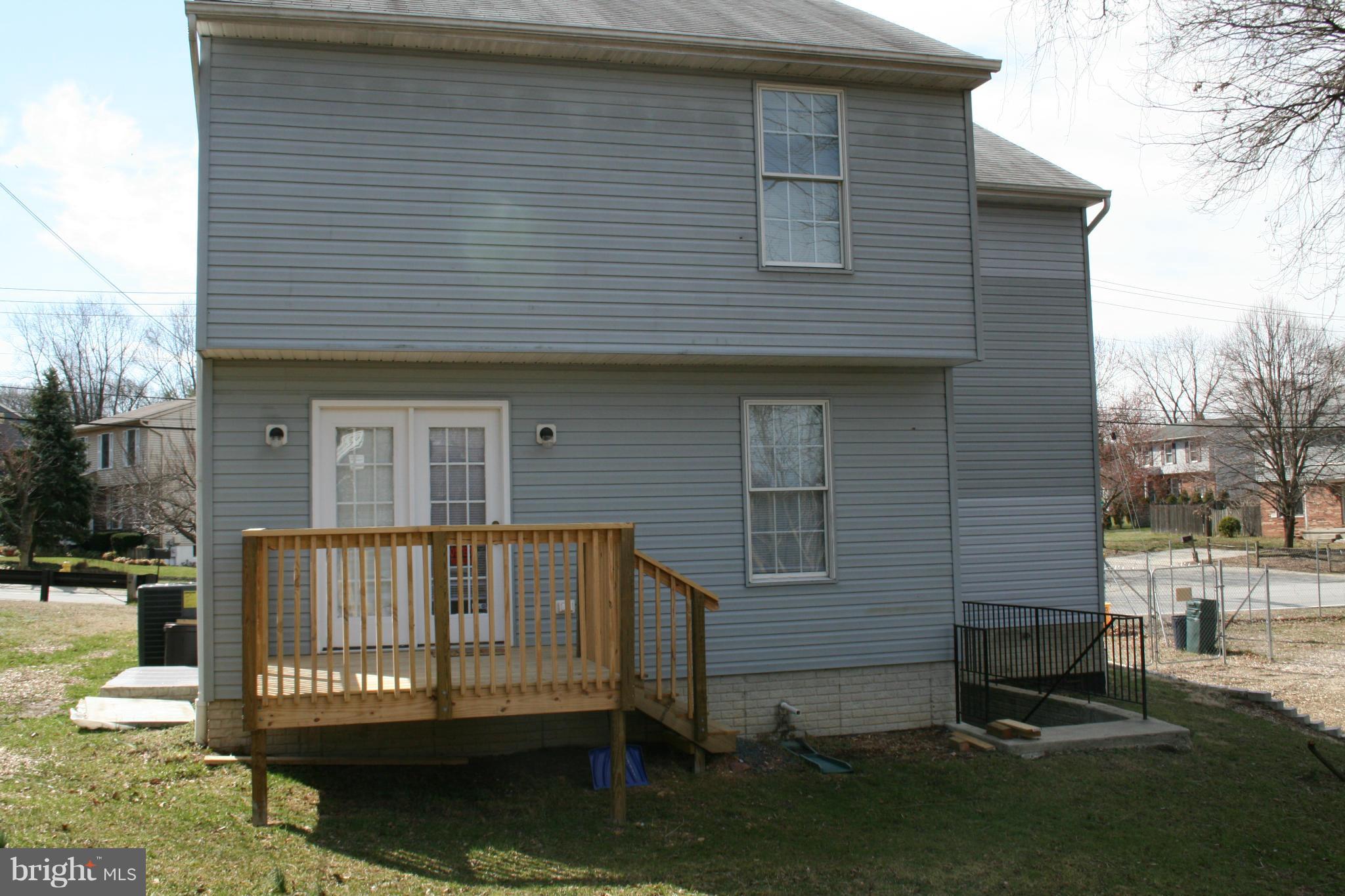 WOODLAWN HEIGHTS - Residential Lease