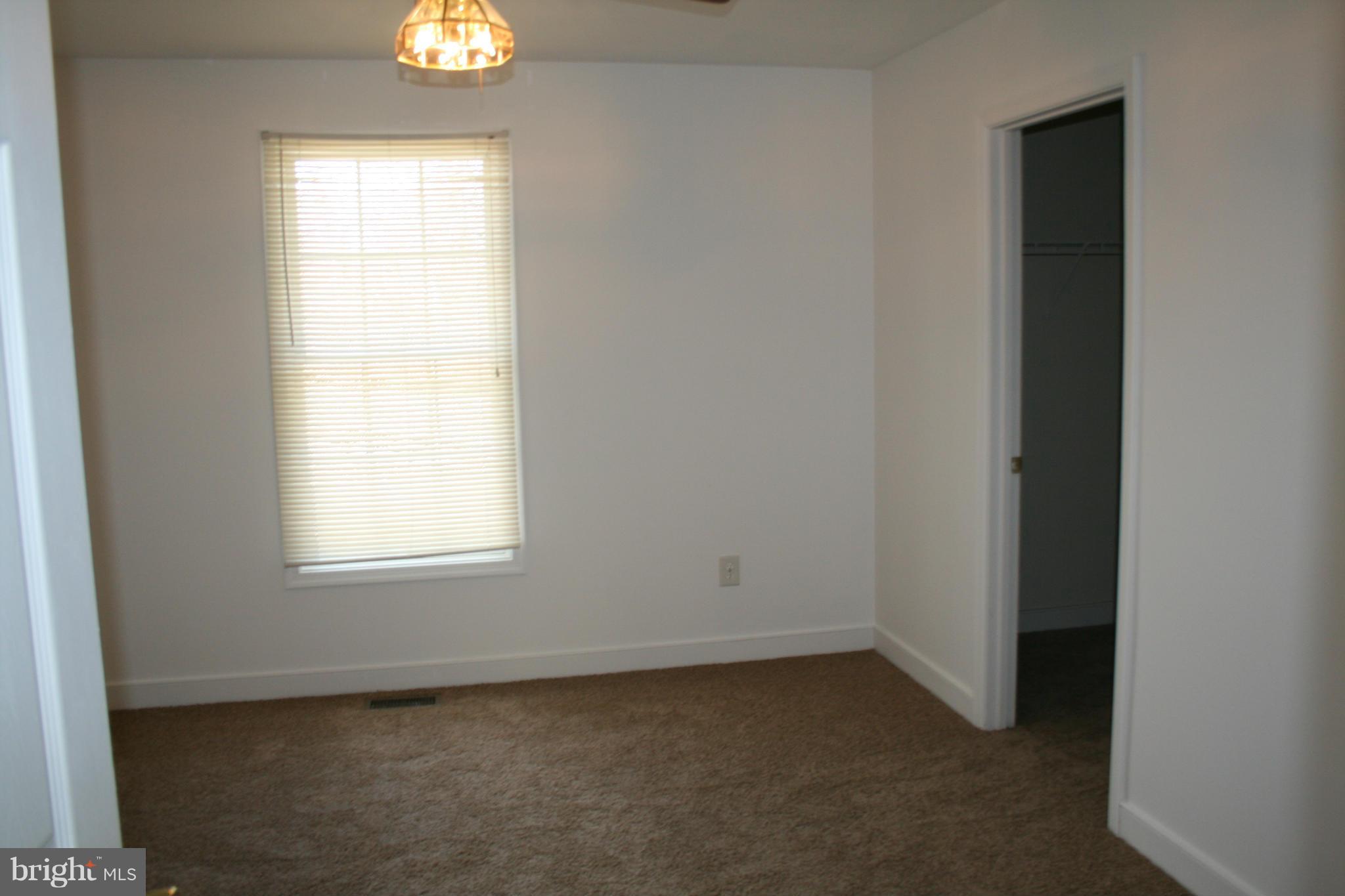 WOODLAWN HEIGHTS - Residential Lease