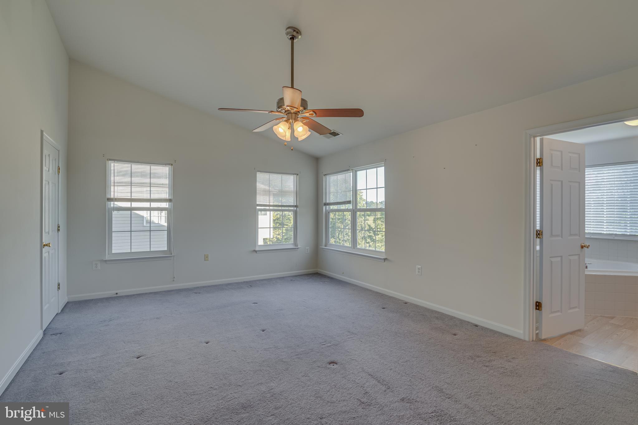 LEE'S RIDGE - Residential