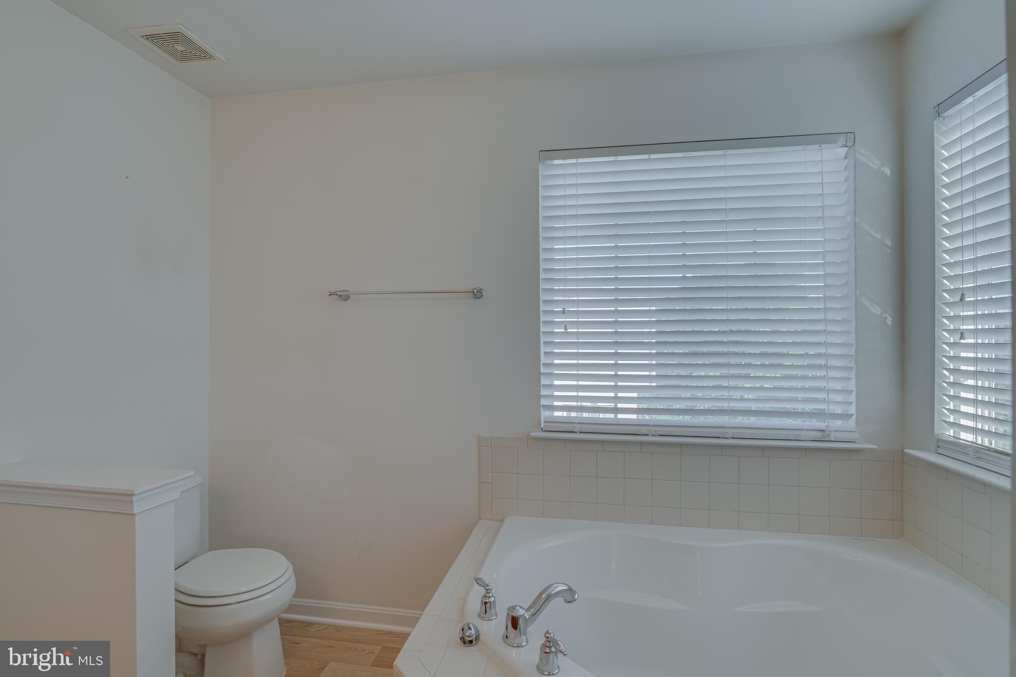 LEE'S RIDGE - Residential