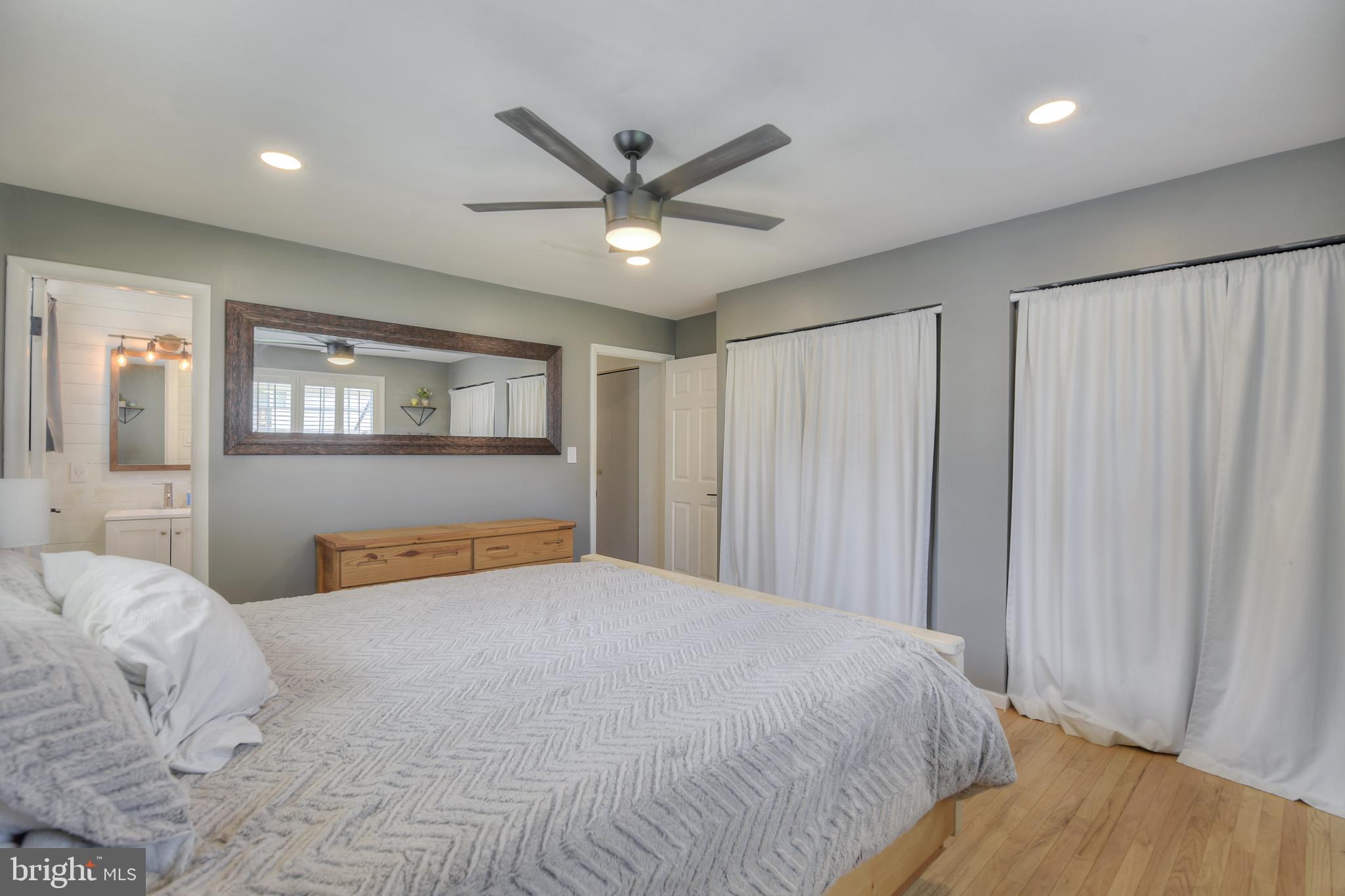 THE HIGHLANDS - Residential