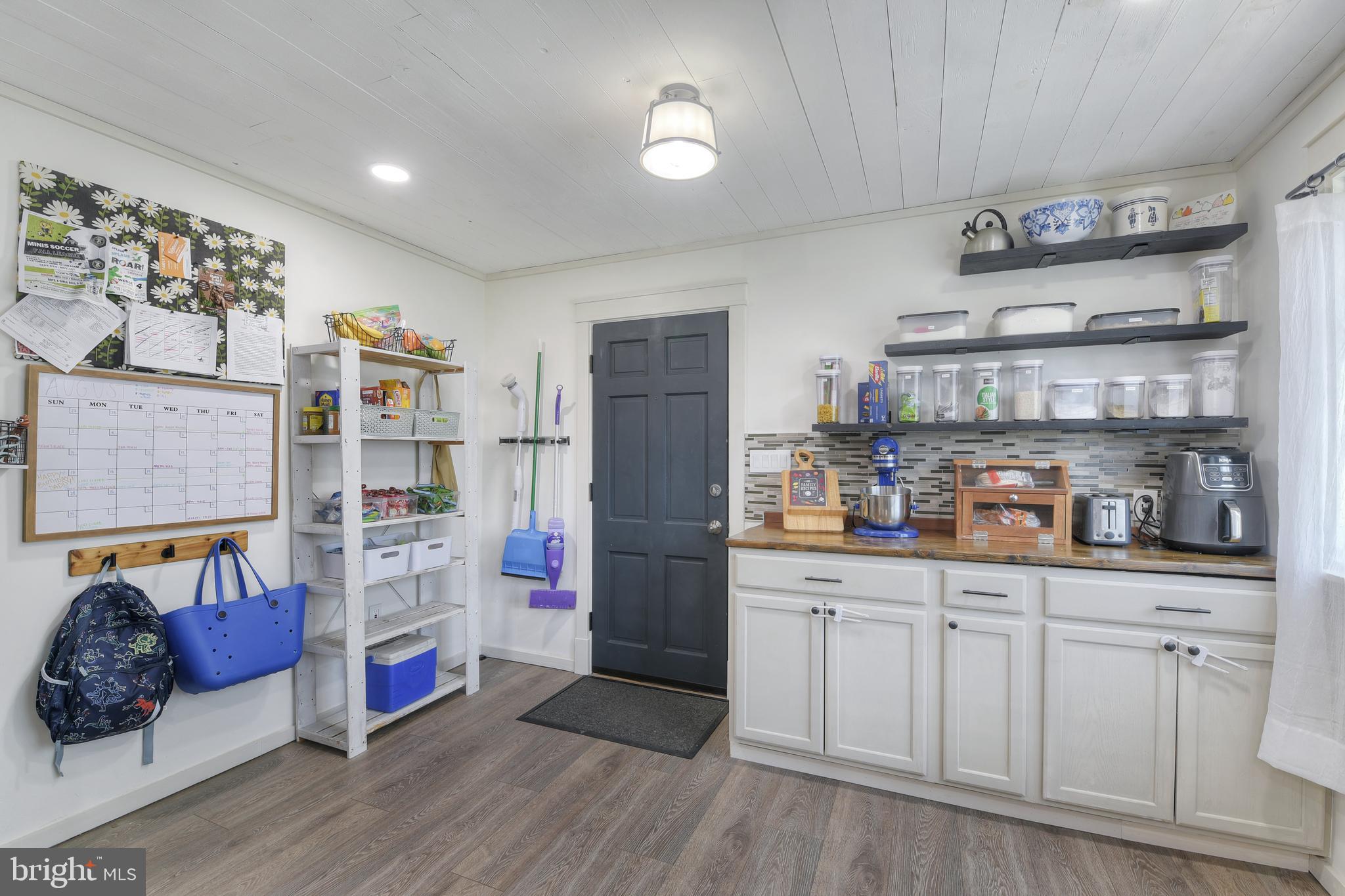 THE HIGHLANDS - Residential