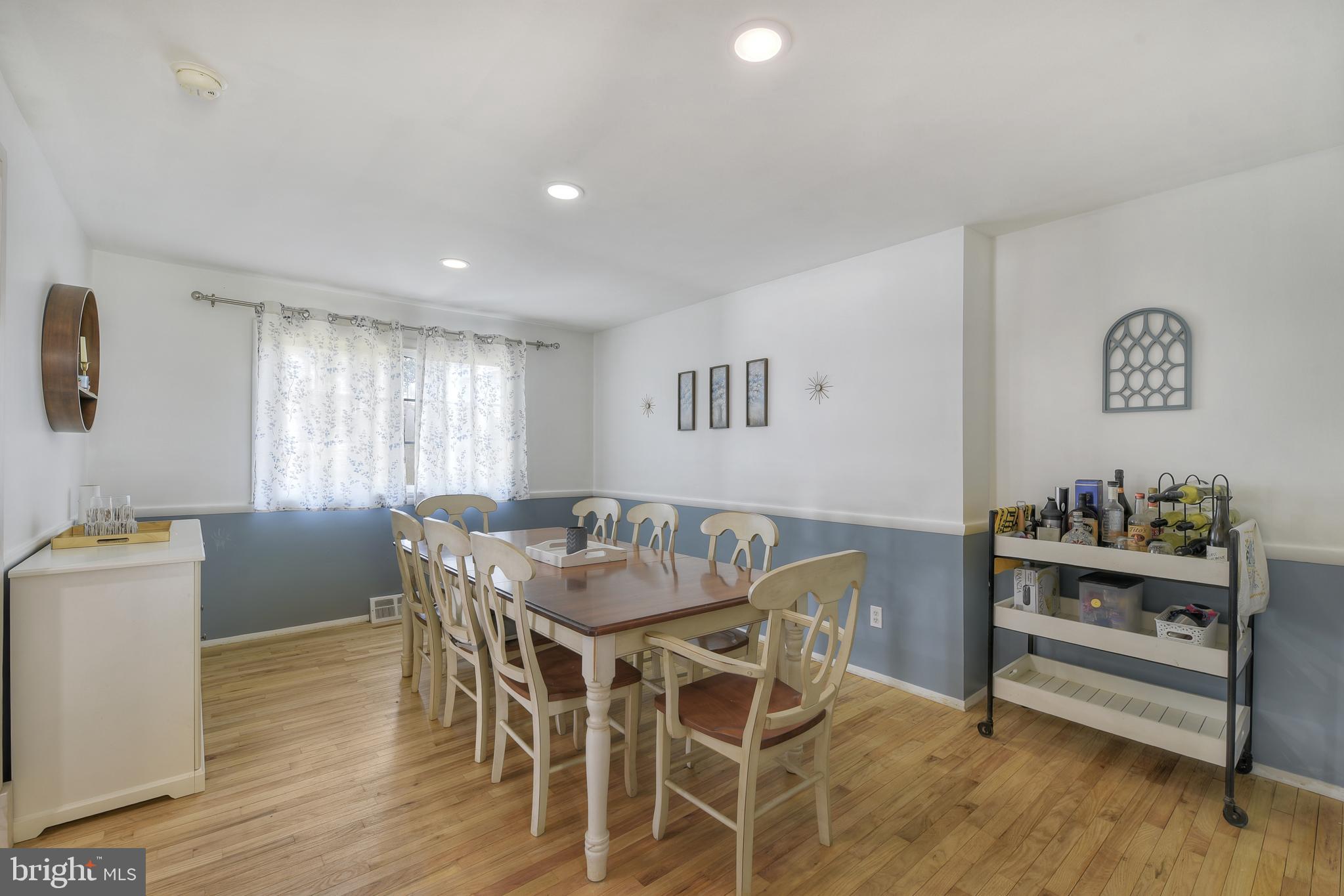 THE HIGHLANDS - Residential