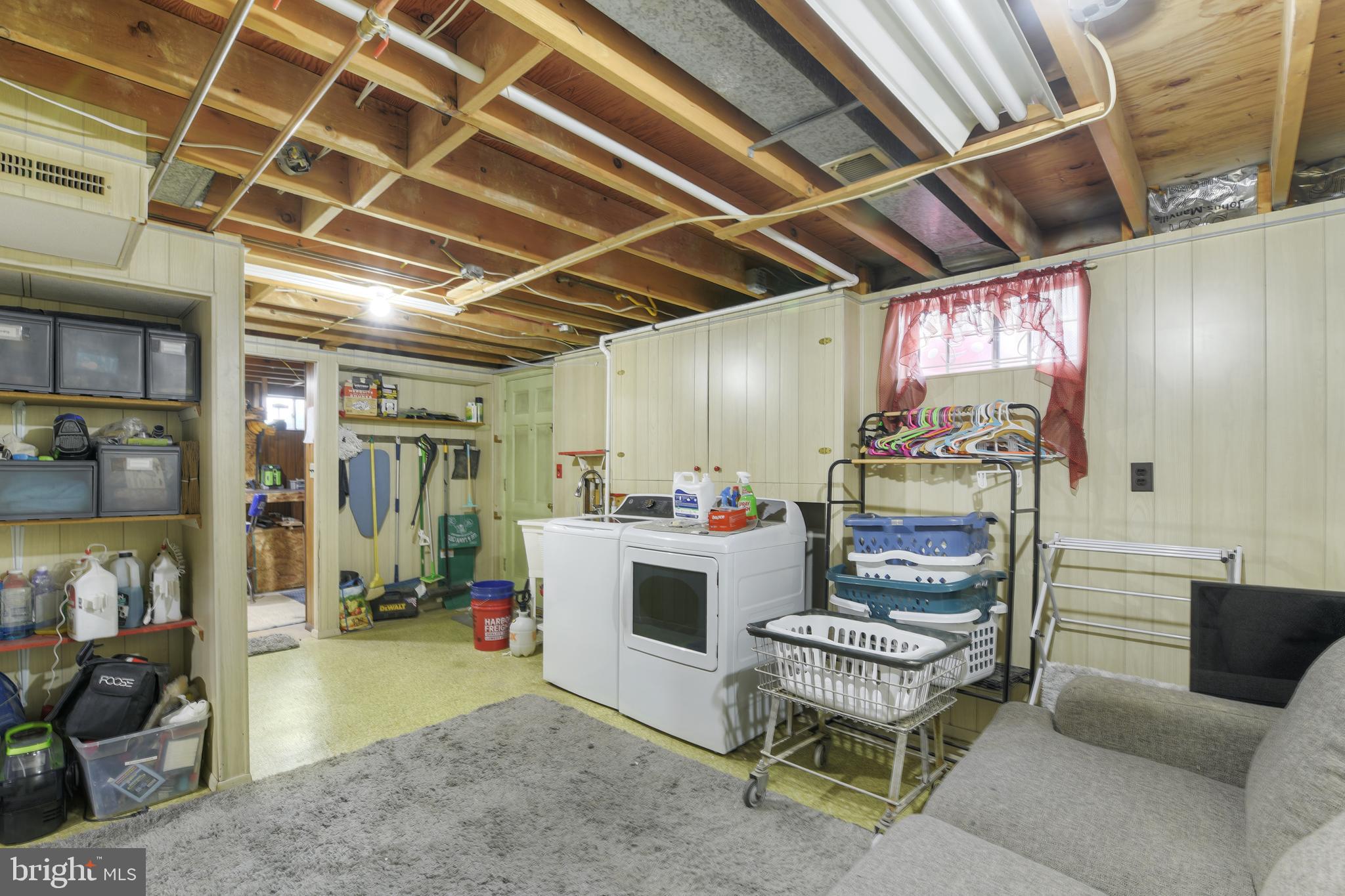 THE HIGHLANDS - Residential