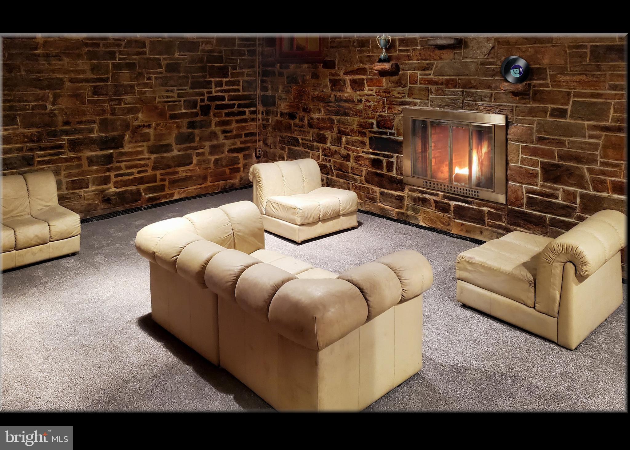 GARDENVILLE - Residential Income