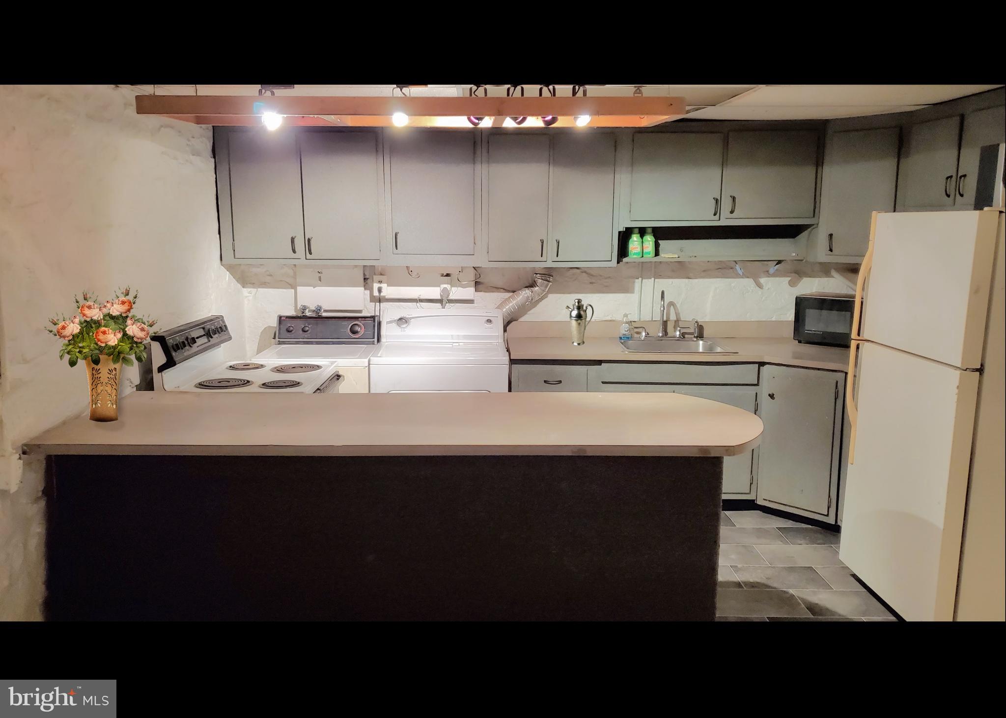 GARDENVILLE - Residential Income