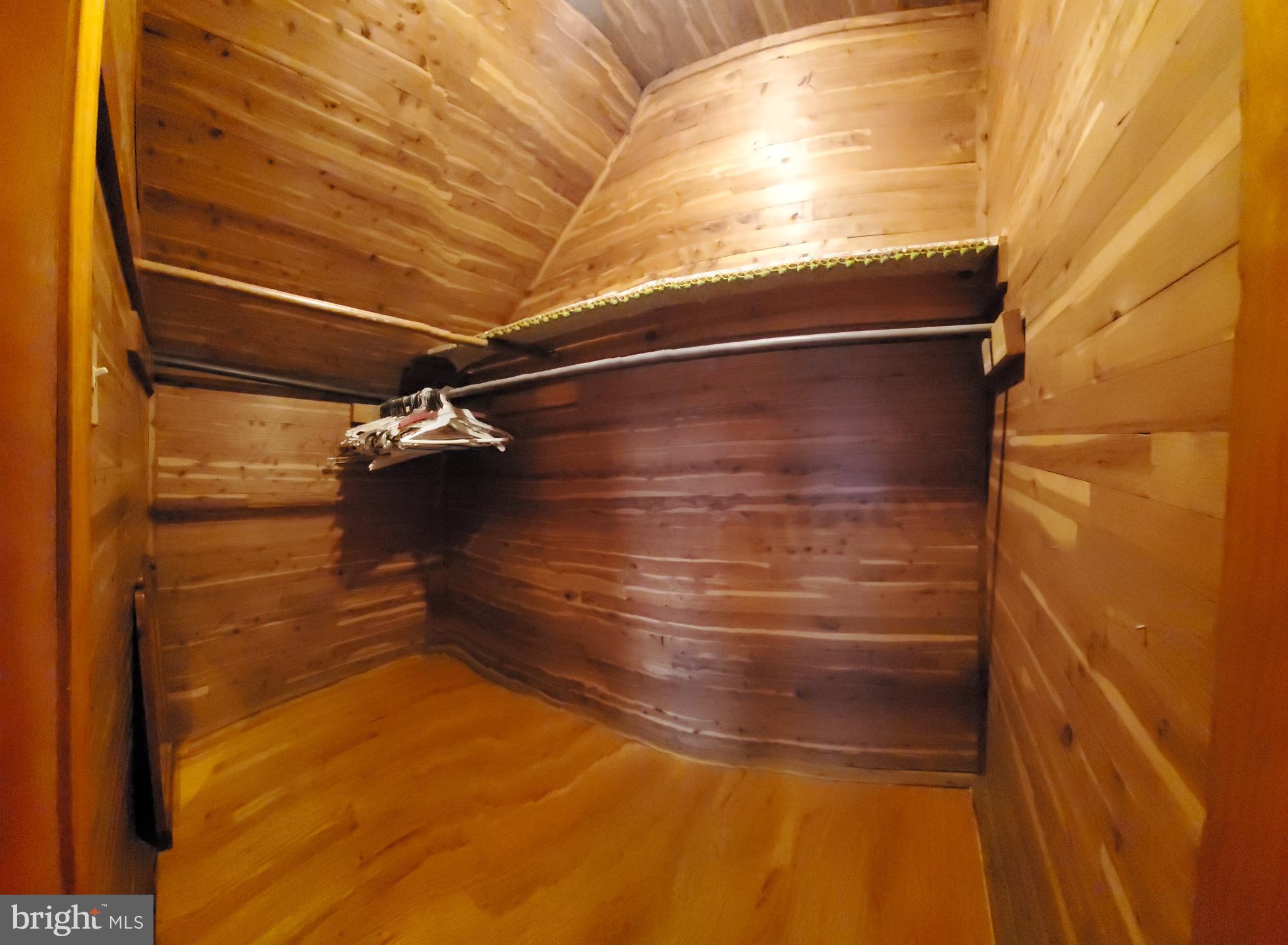 GARDENVILLE - Residential Income