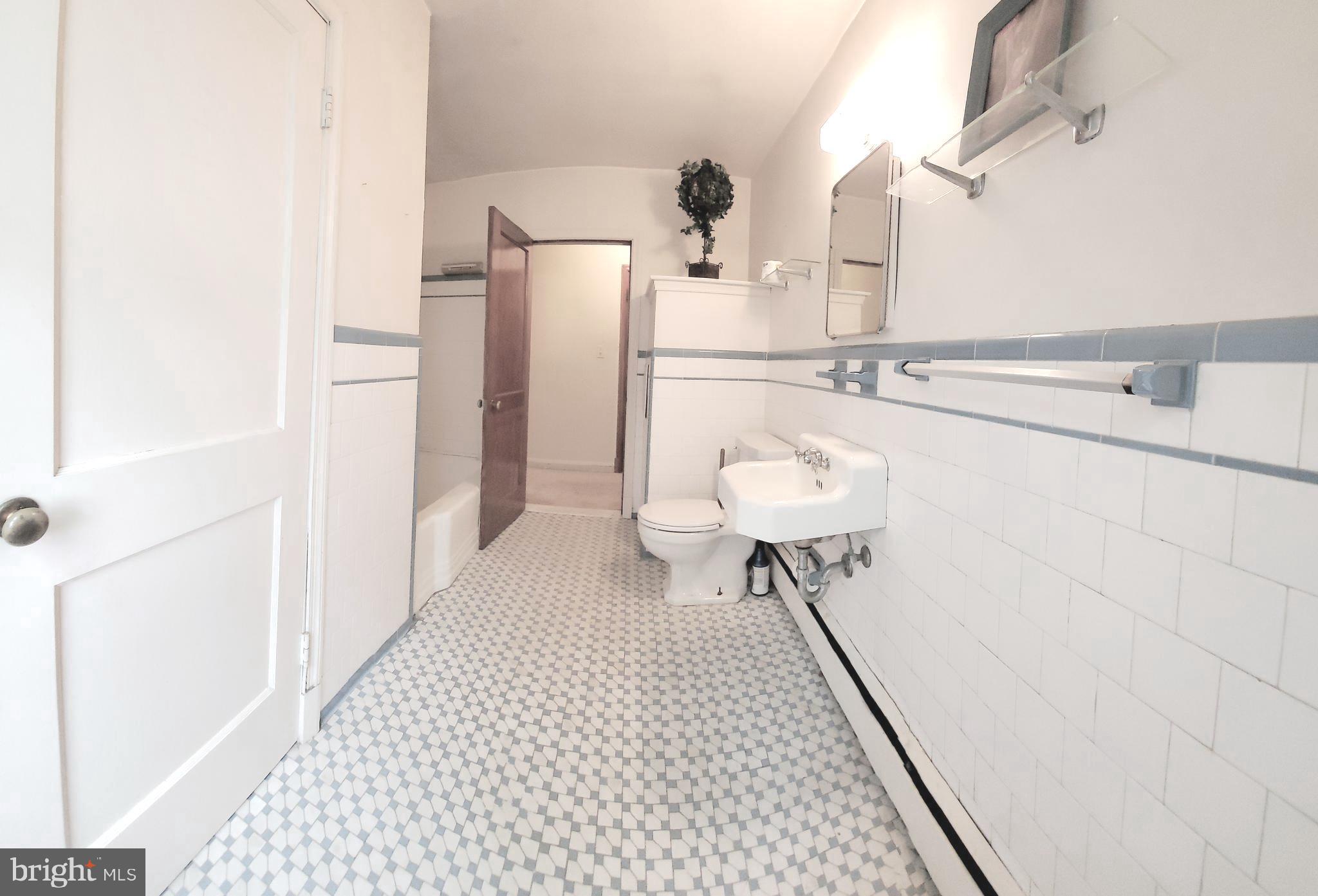 GARDENVILLE - Residential Income