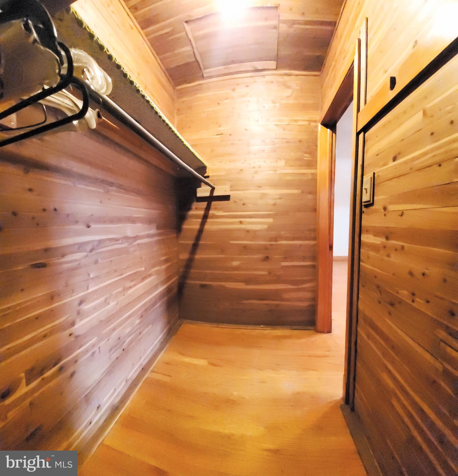 GARDENVILLE - Residential Income