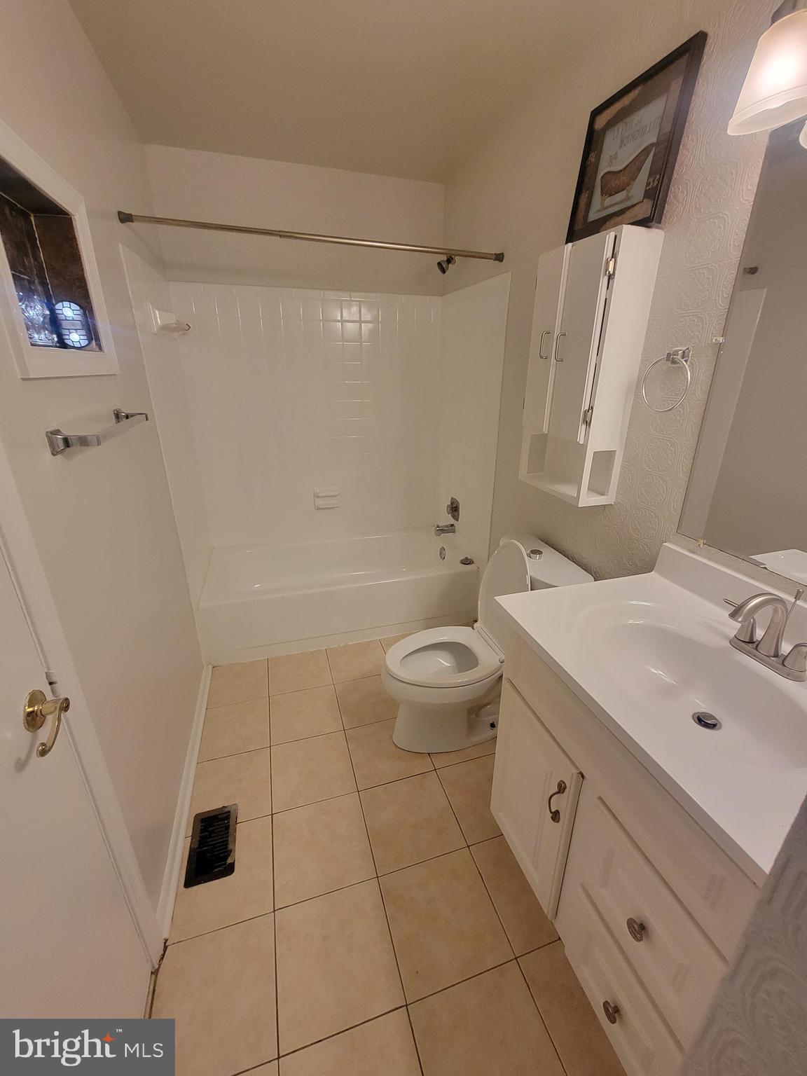 MAPLEWOOD - Residential Lease