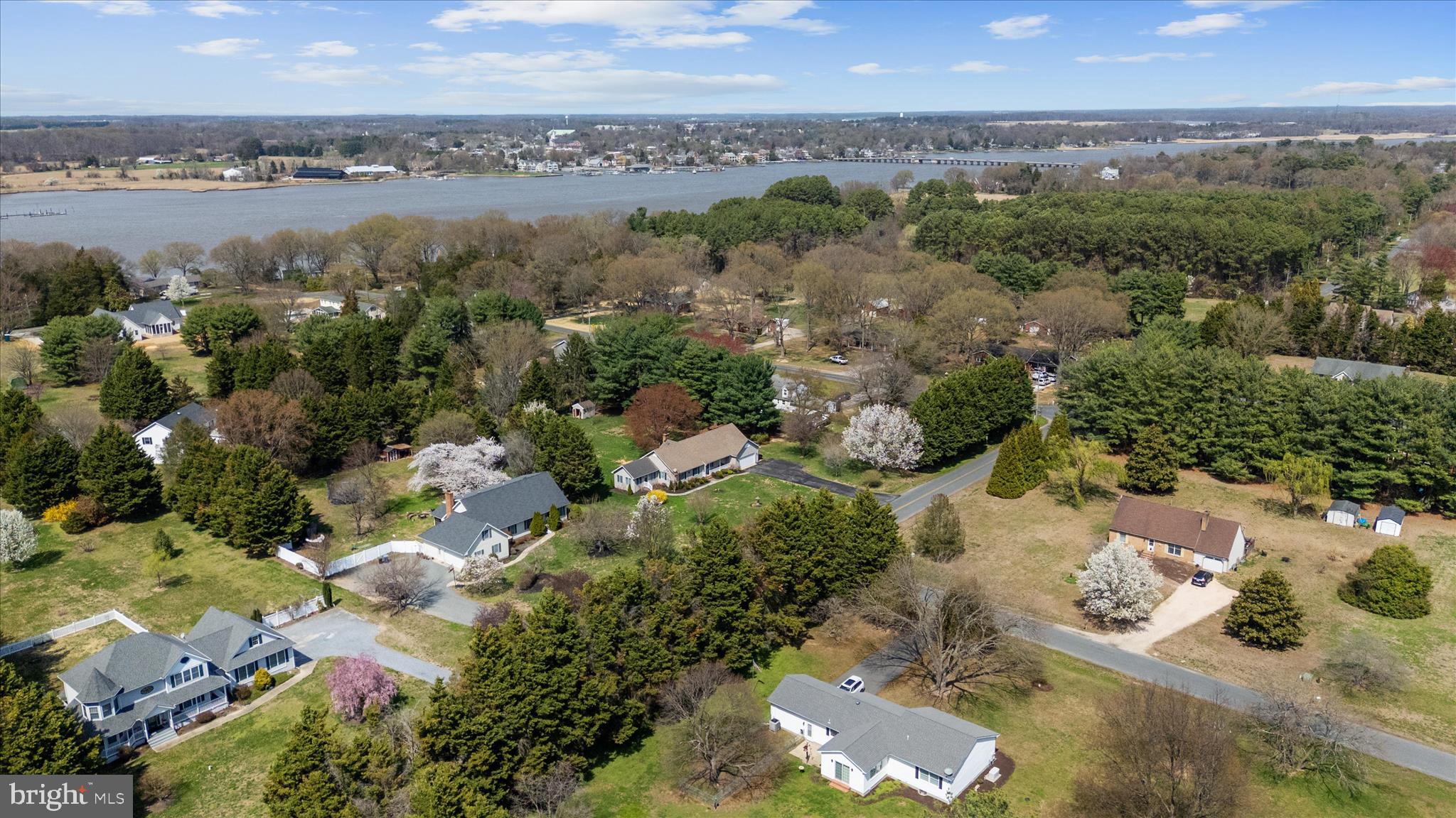 KINGS COURT - Residential