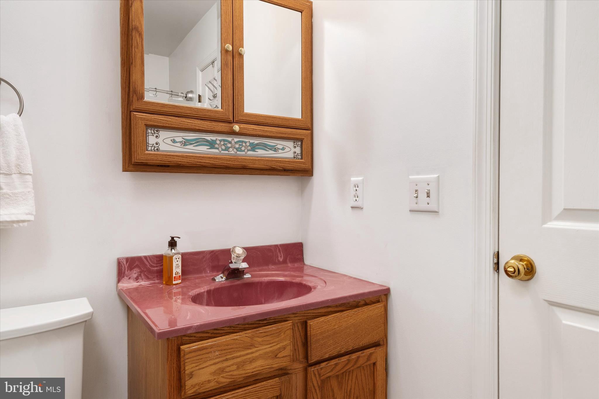 KINGS COURT - Residential