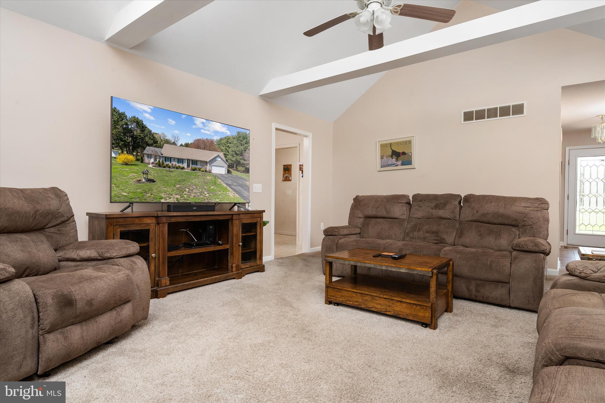 KINGS COURT - Residential