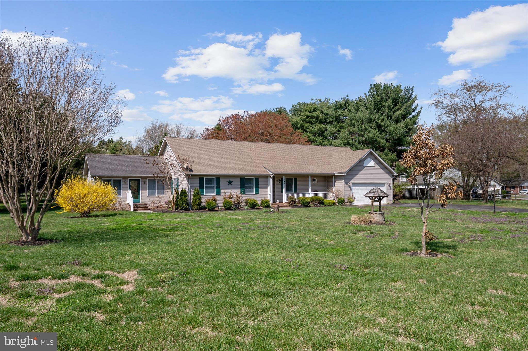 KINGS COURT - Residential