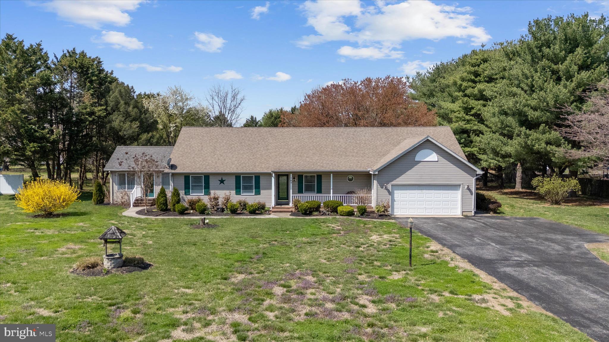 KINGS COURT - Residential