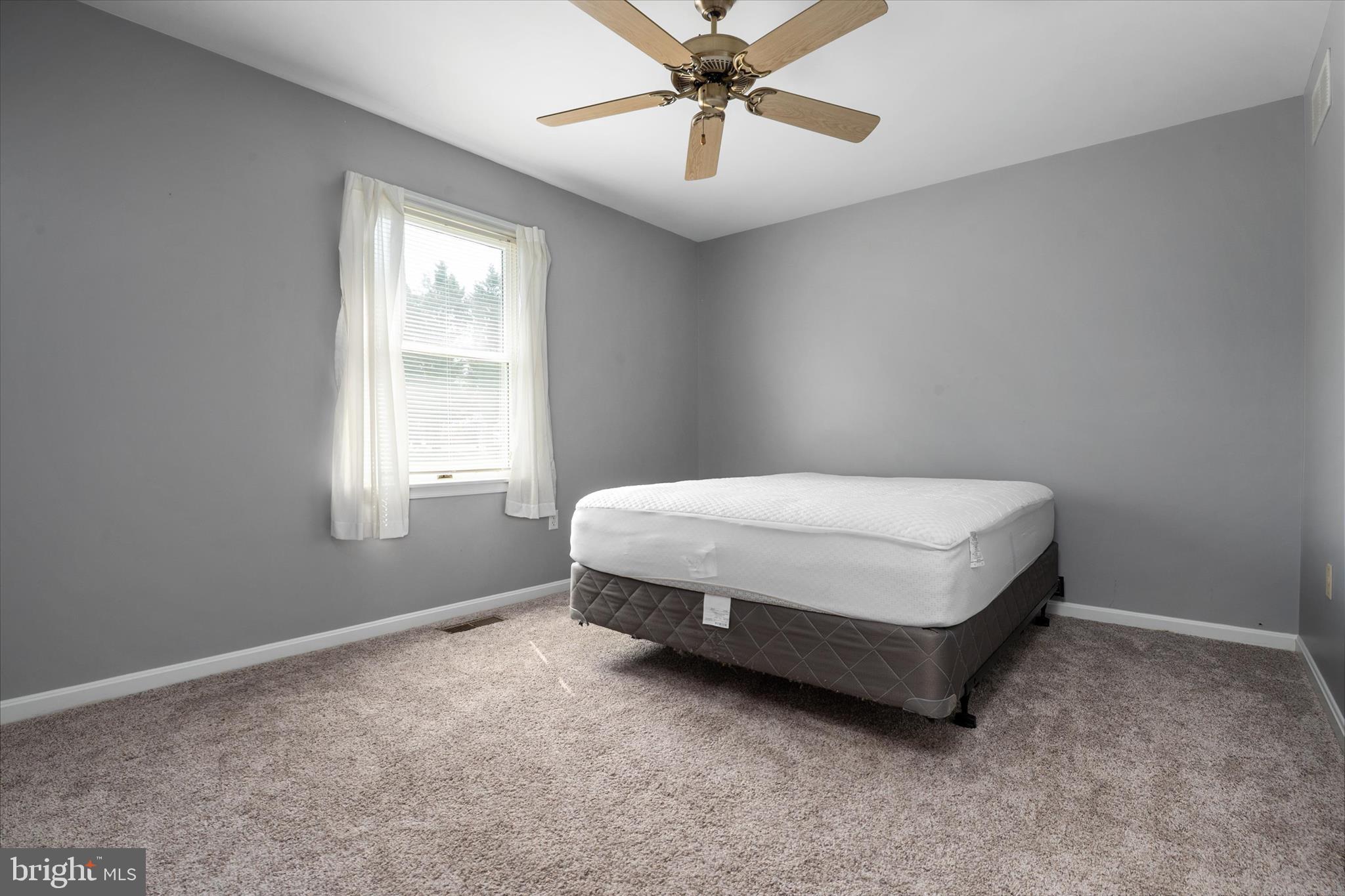 KINGS COURT - Residential