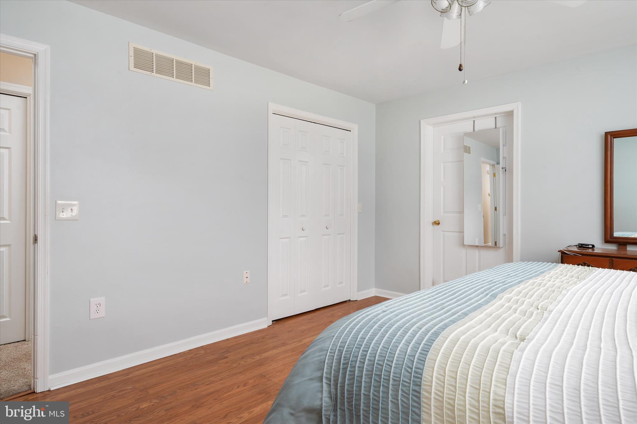 KINGS COURT - Residential