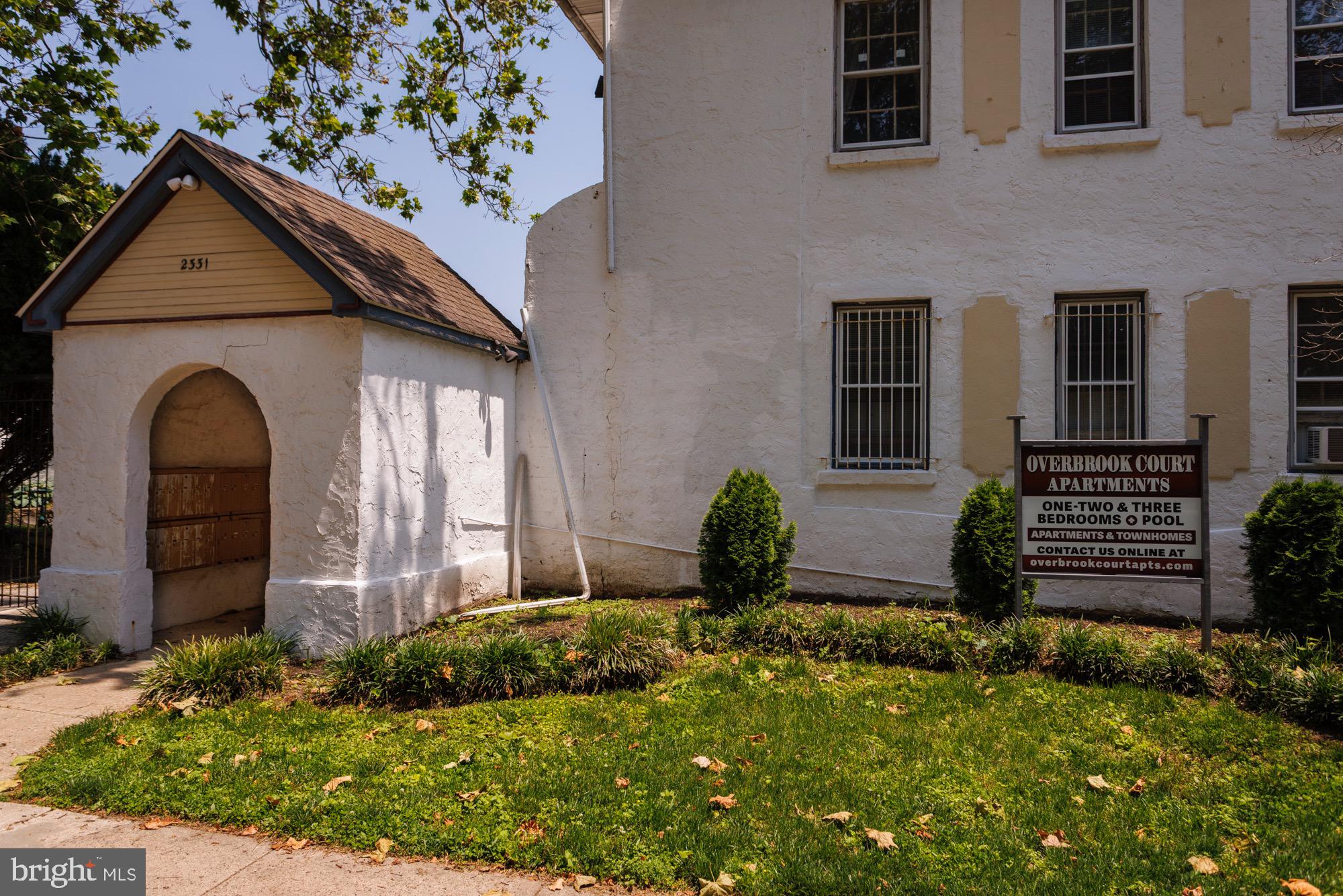 OVERBROOK - Residential Lease