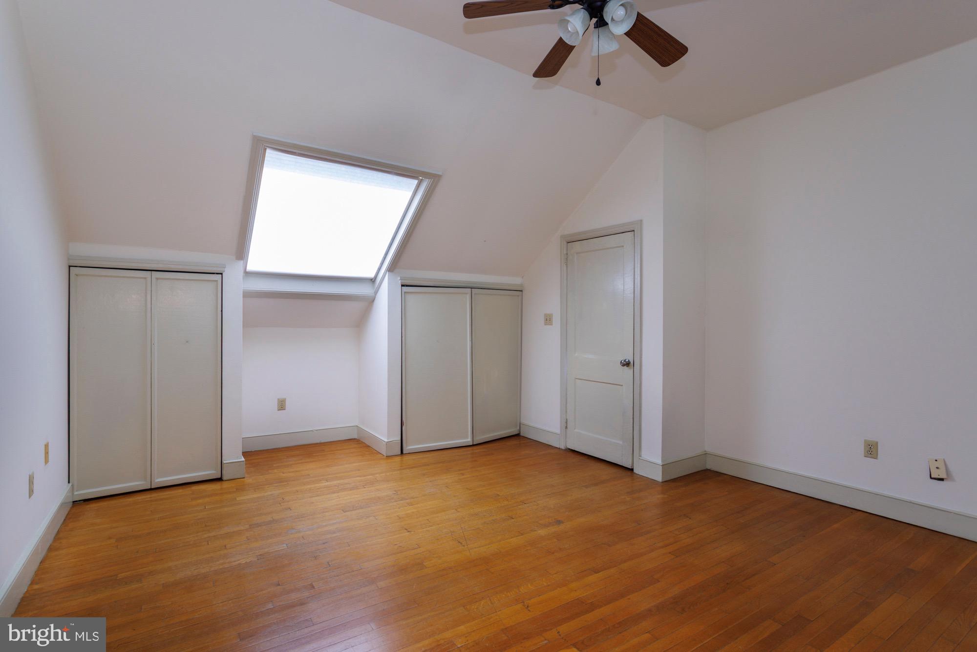 OVERBROOK - Residential Lease