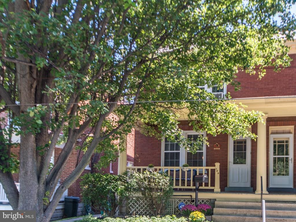 HAMILTON PARK - Residential