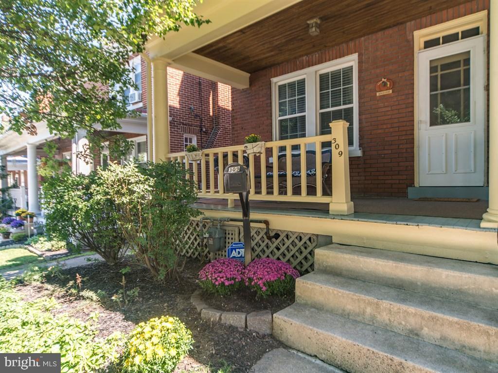 HAMILTON PARK - Residential