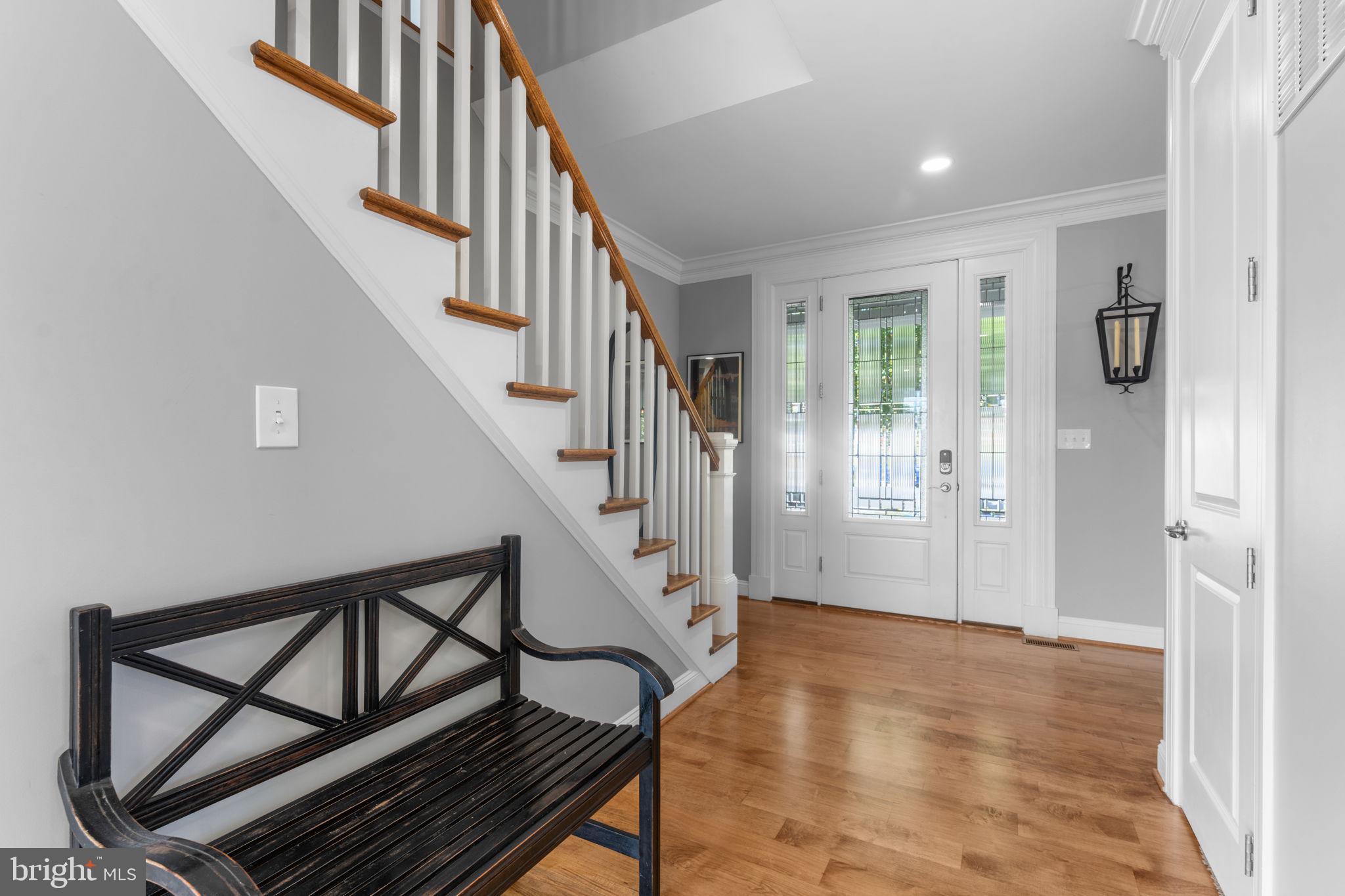 VIENNA WOODS - Residential