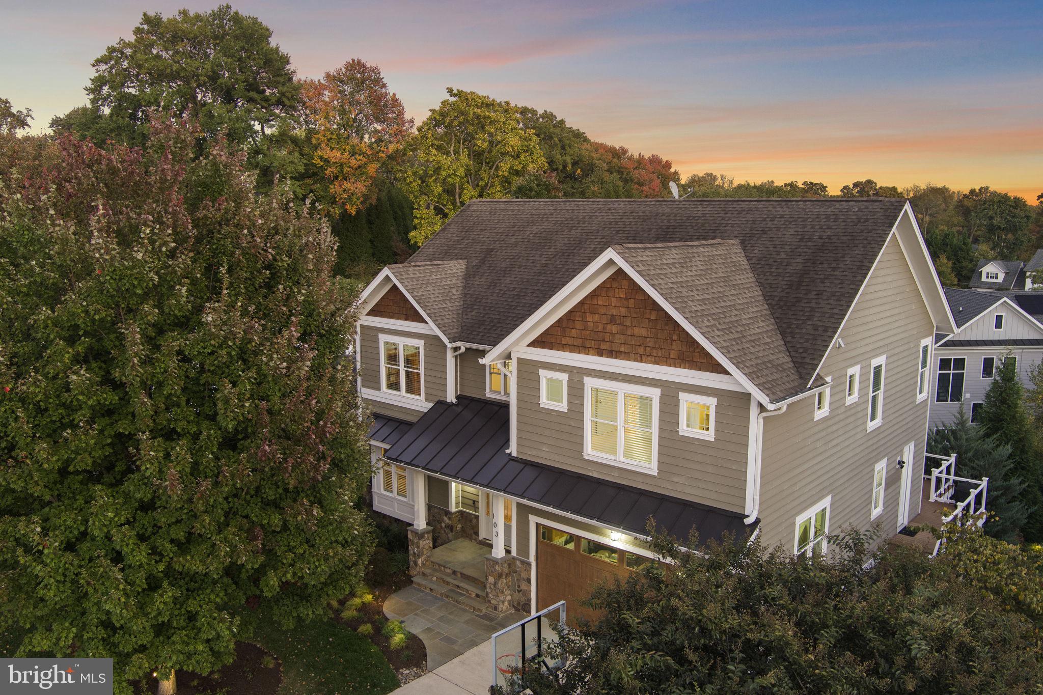 VIENNA WOODS - Residential