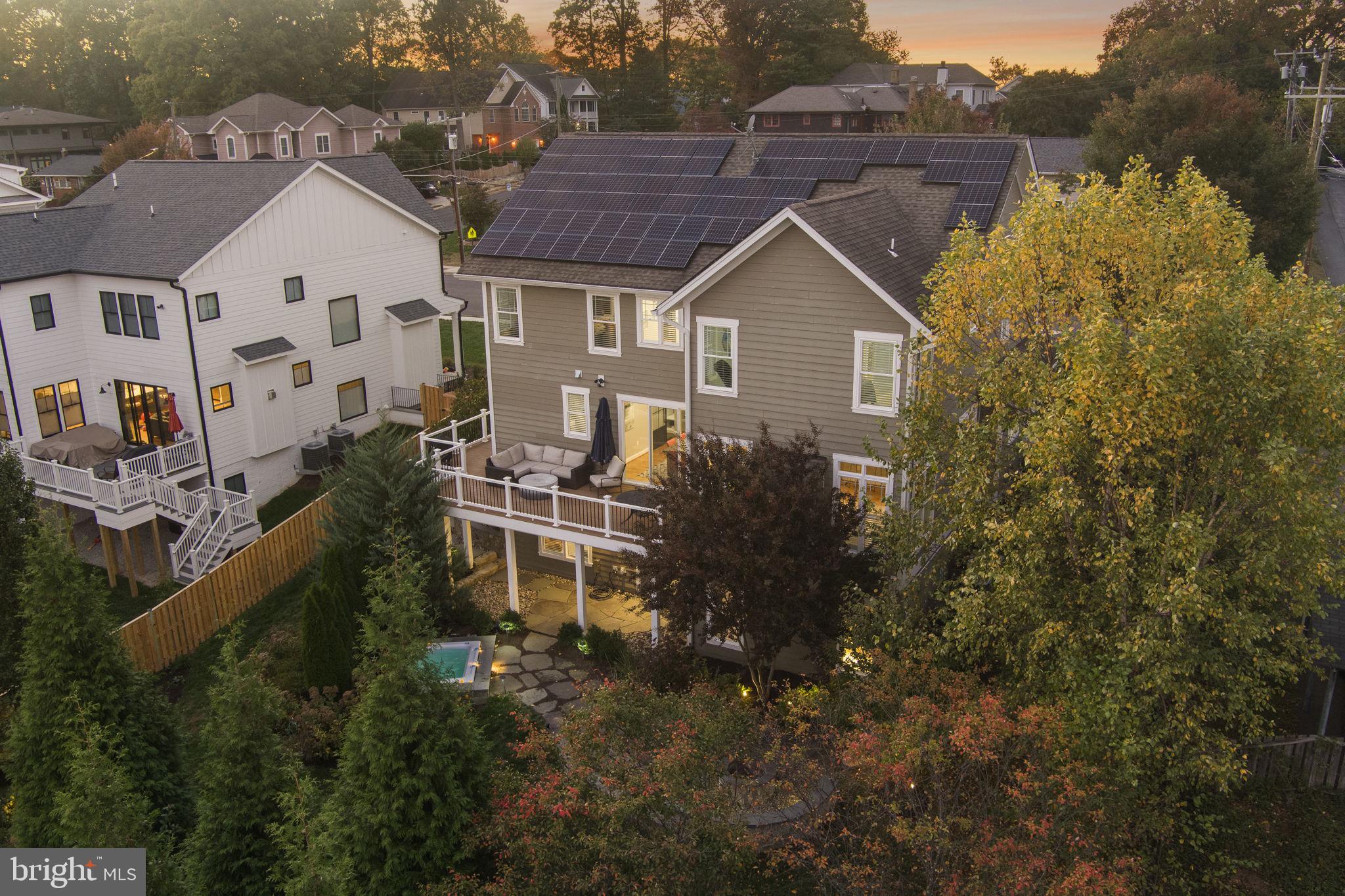 VIENNA WOODS - Residential