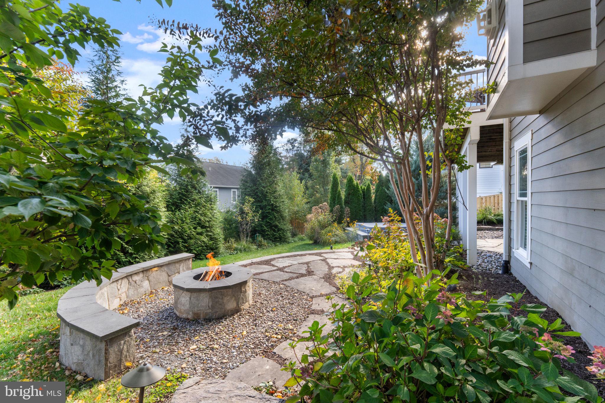 VIENNA WOODS - Residential