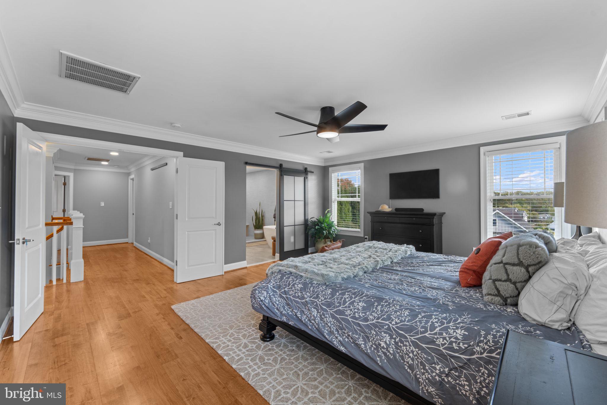 VIENNA WOODS - Residential