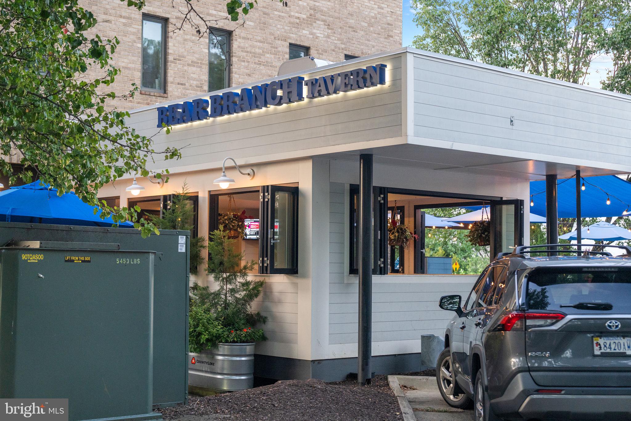 VIENNA WOODS - Residential