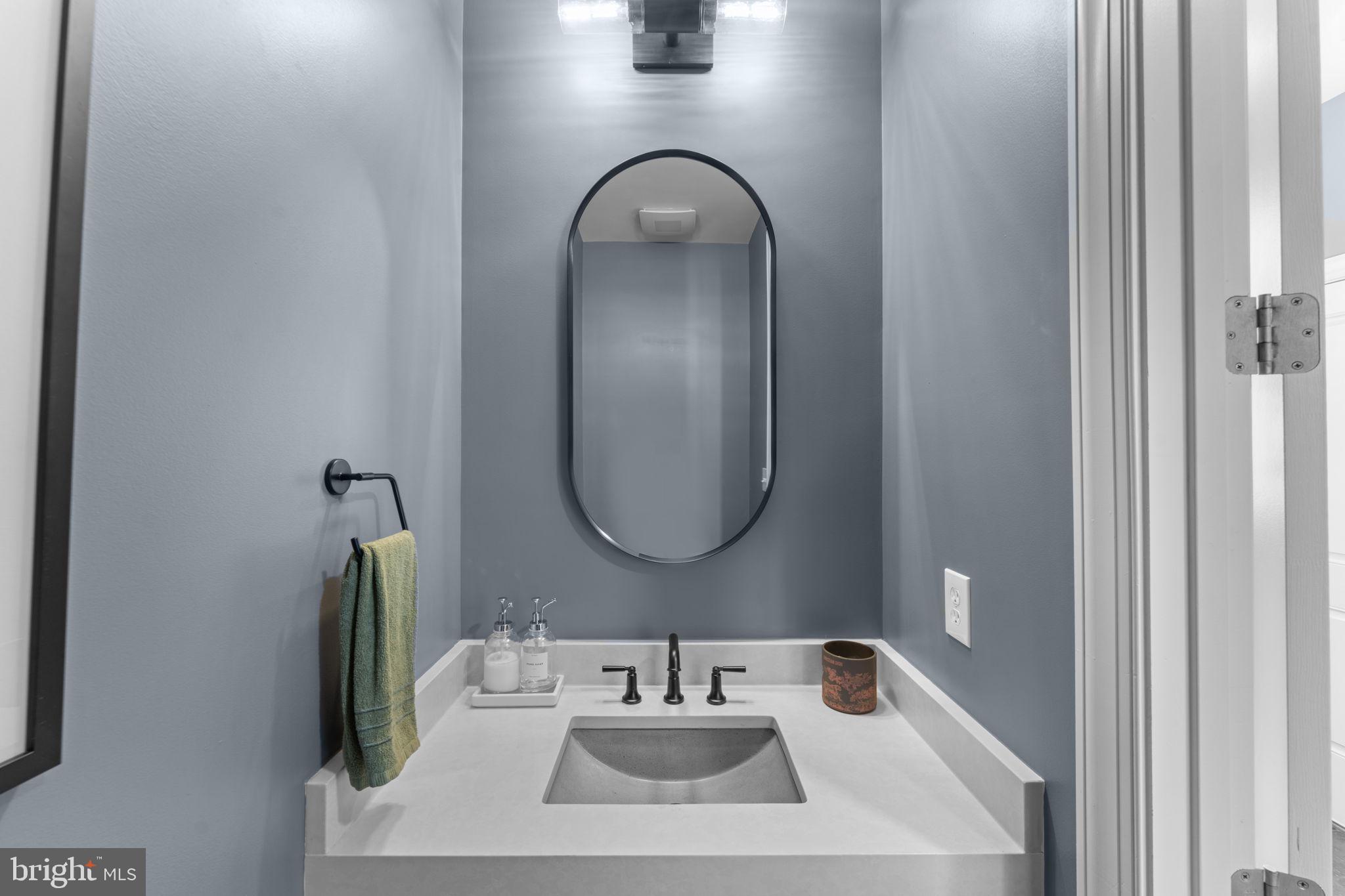 VIENNA WOODS - Residential