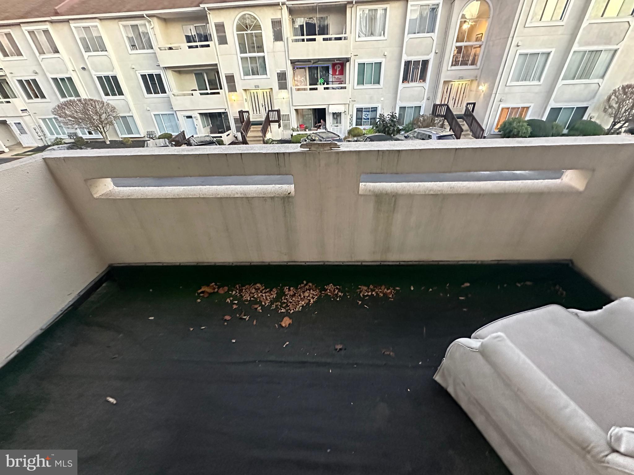 FOUNTAIN POINTE - Residential