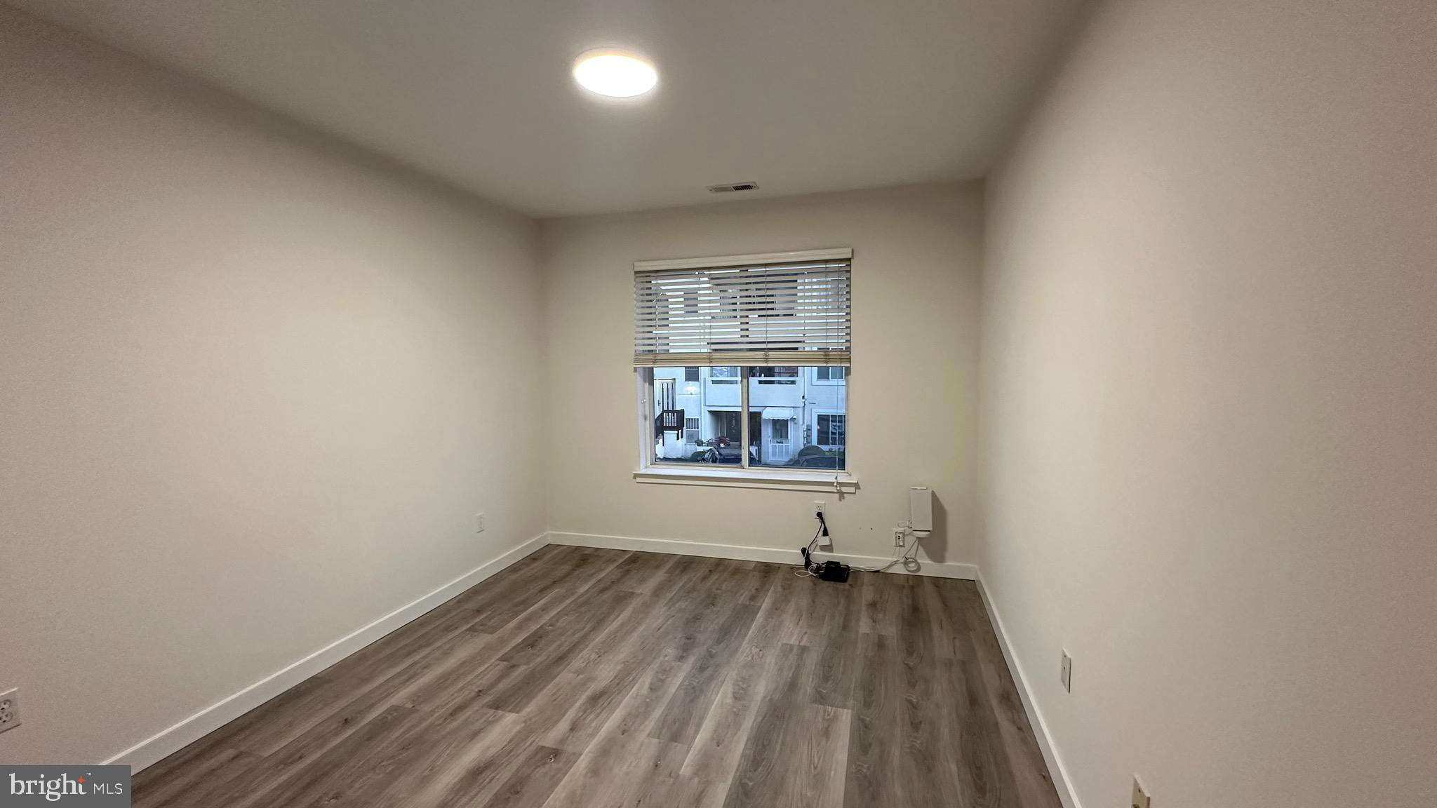 FOUNTAIN POINTE - Residential