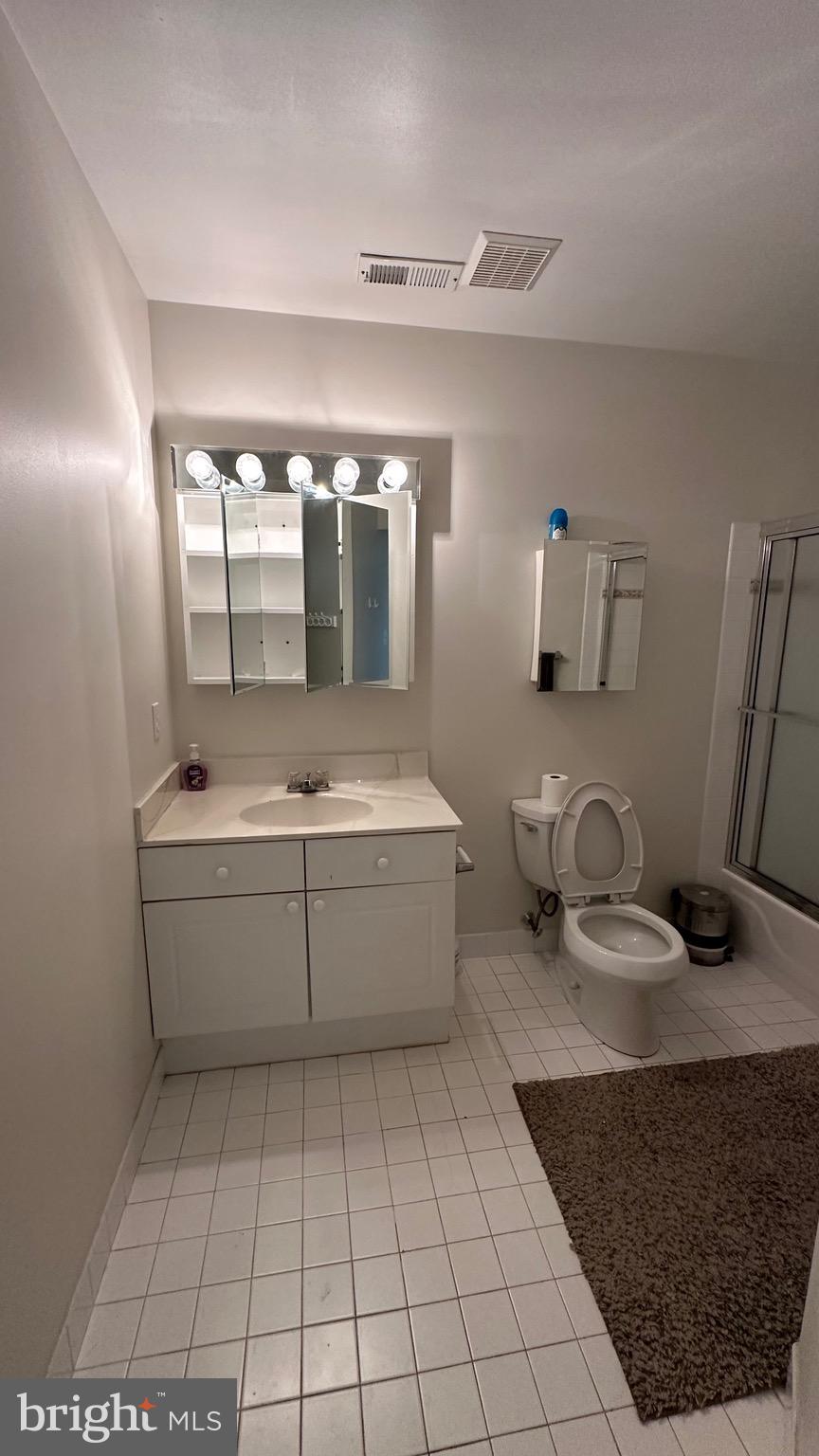 FOUNTAIN POINTE - Residential