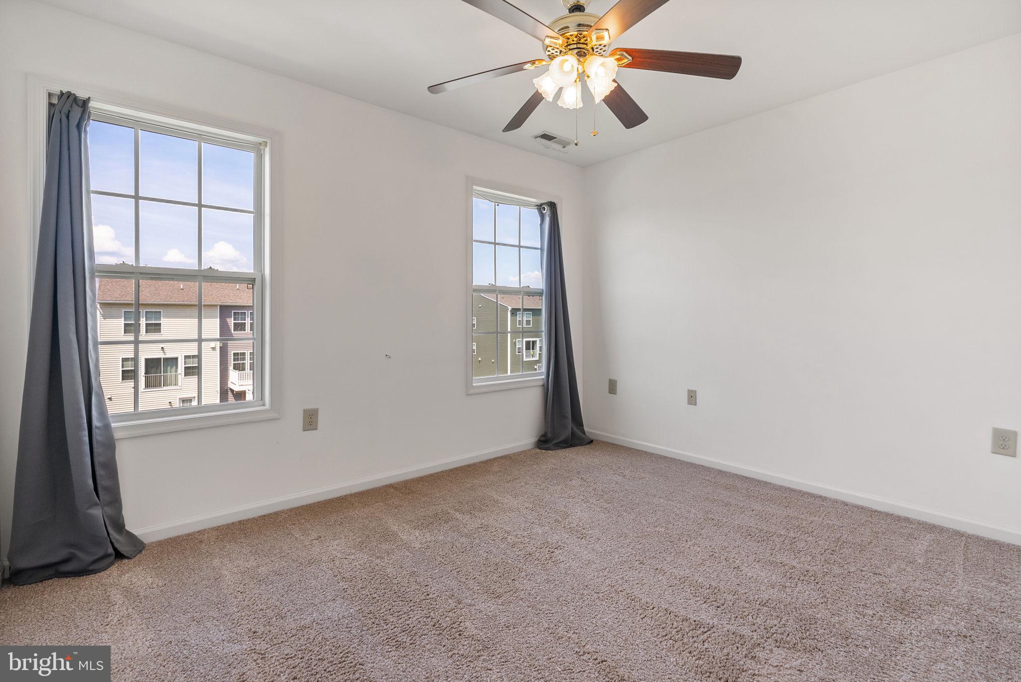 BRIAR RUN - Residential