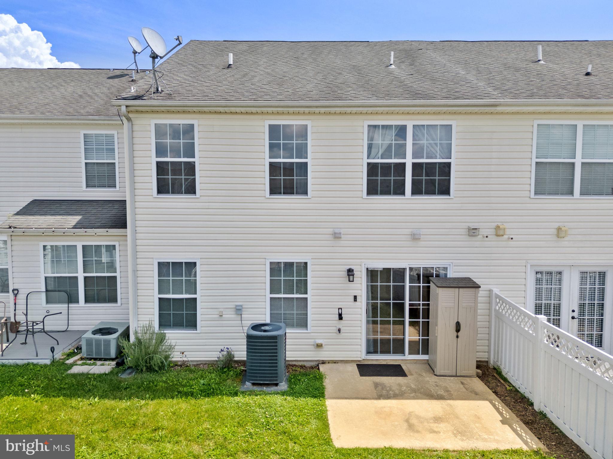 BRIAR RUN - Residential